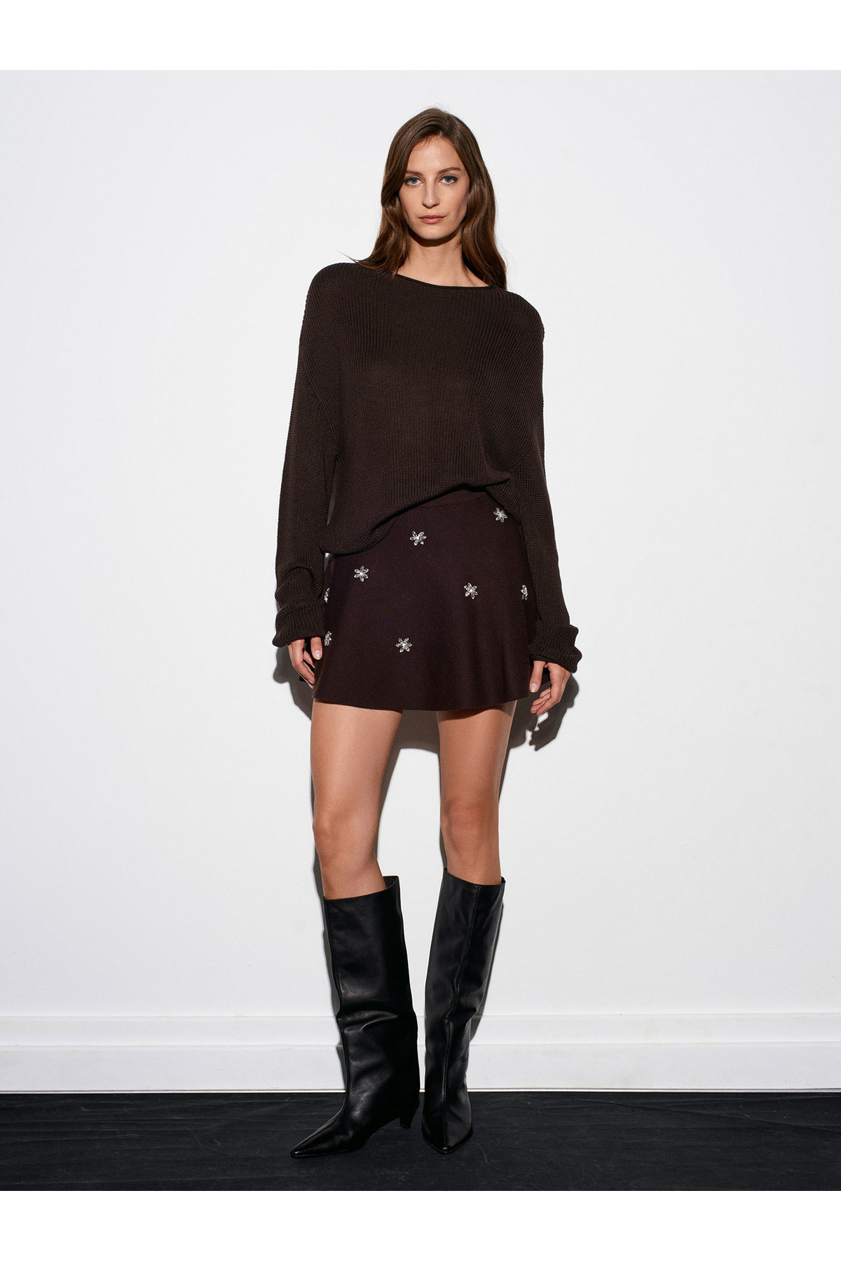 Dilvin  10804 Kayık Yaka Dökümlü Triko Kazak-Koyu Kahve - Görsel 3