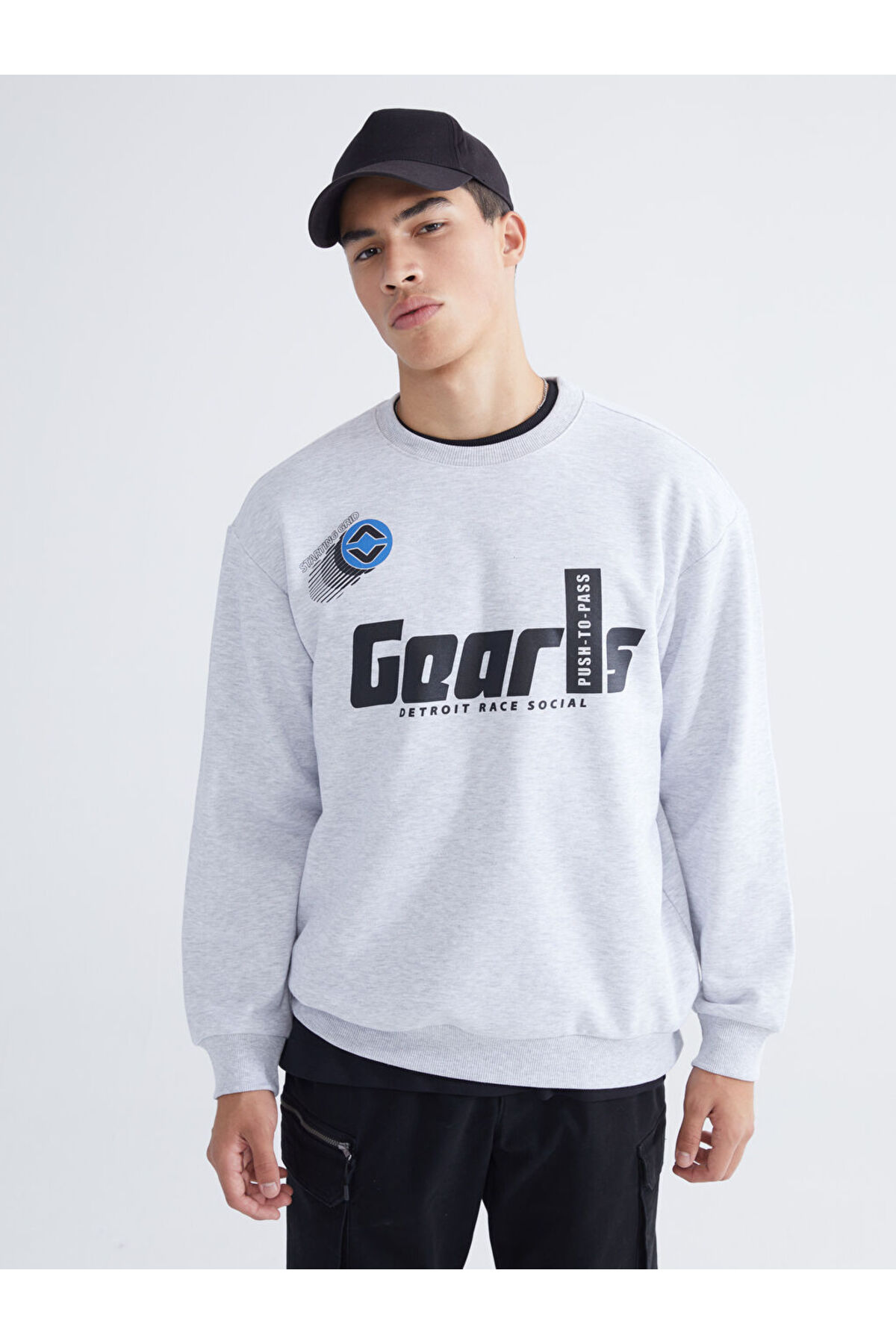 LC Waikiki Zero Roba Collar Printed Men's Thick Sweatshirt from Uzg Store for Style Enthusiasts