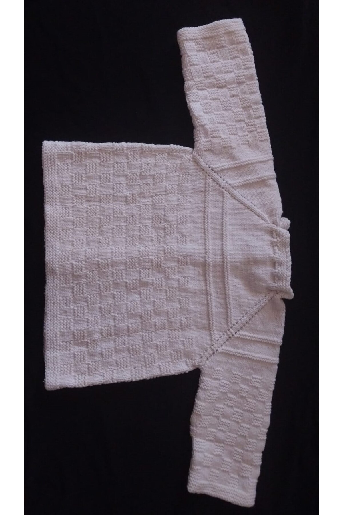 MİNEVOO EL ÖRGÜSÜ BEBEK HIRKASI fotoğrafı 2 (önizleme)