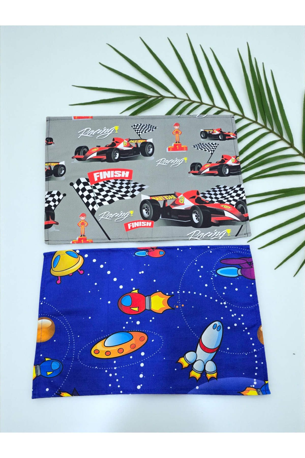 Nöşre Design 2'li İlkokul Ve Okul Öncesi Pintrest Uzay Temalı Yarış Arabası Temalı Erkek Çocuk Beslenme Örtüsü fotoğrafı 4 (önizleme)