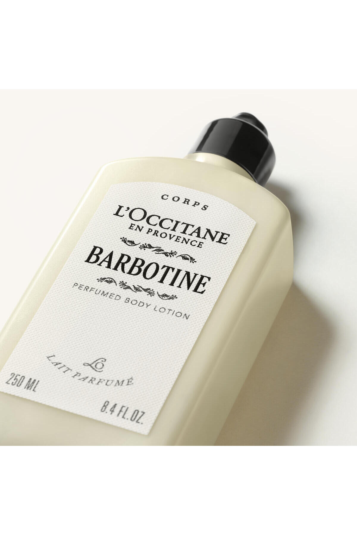 Barbotine Parfümlü Vücut Losyonu, Papatya ve Altın Düğme Çiçeği Özlü, 250 ml — 11LC250BAR25 — تصویر 3 از 3