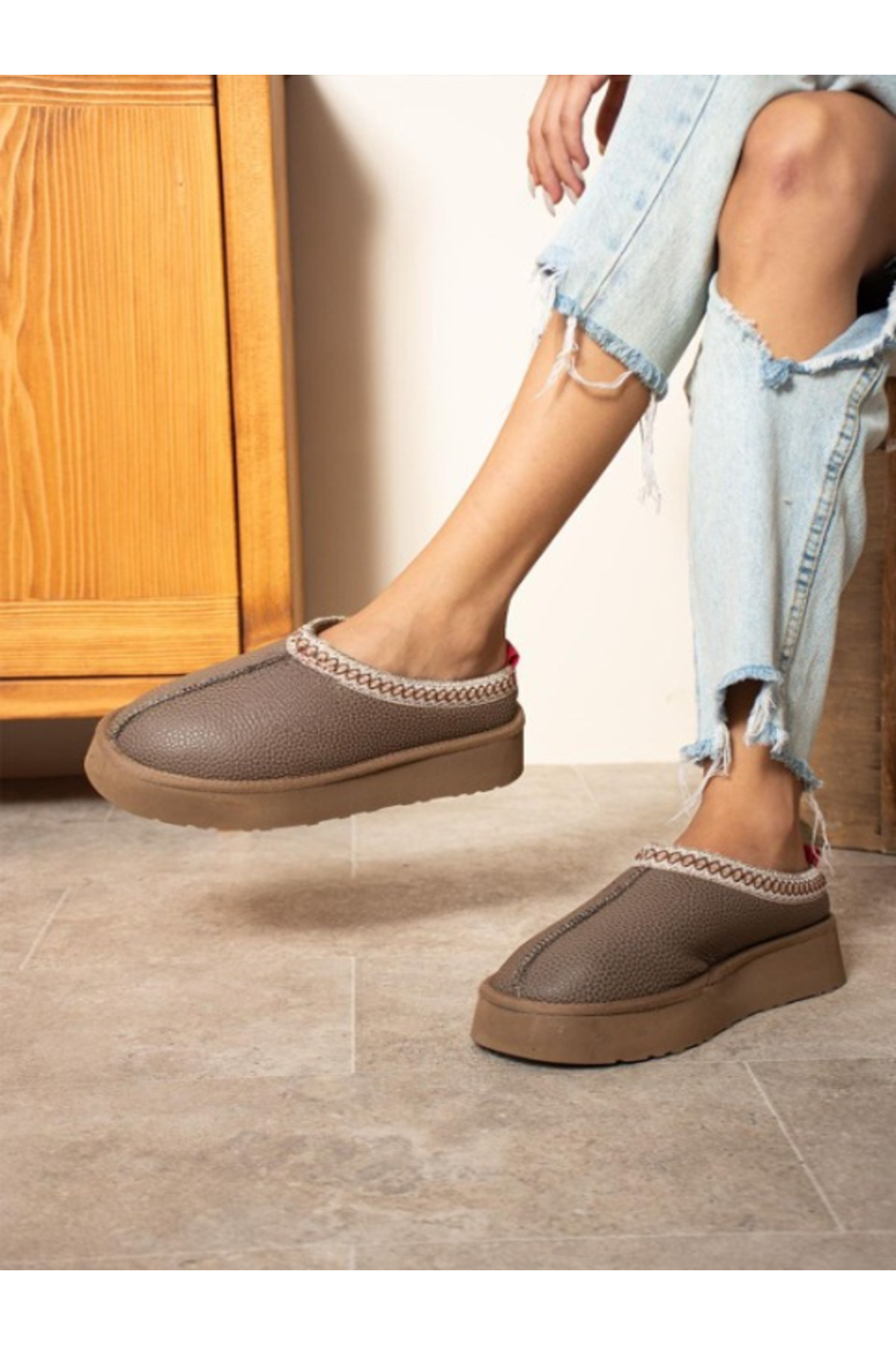 TREND Kadın Kışlık İçi Kürklü Süet Slip-On Deri Bot - Kahverengi