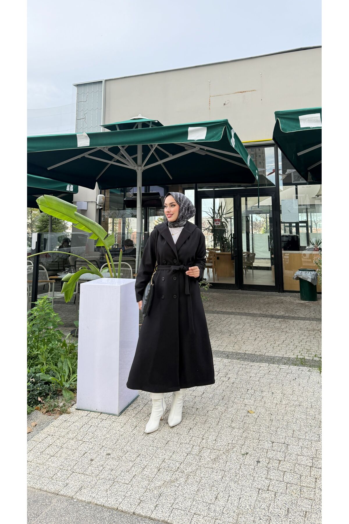 BURCU TESETTÜR  KAPŞONLU KAŞE KABAN - Görsel 6