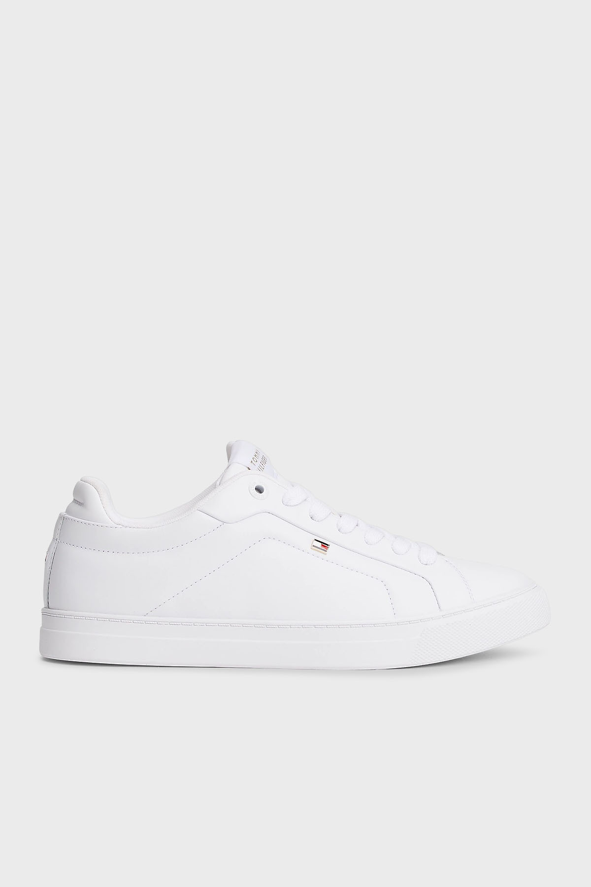 Tommy Hilfiger Damskie białe trampki z niską cholewką z ikoną