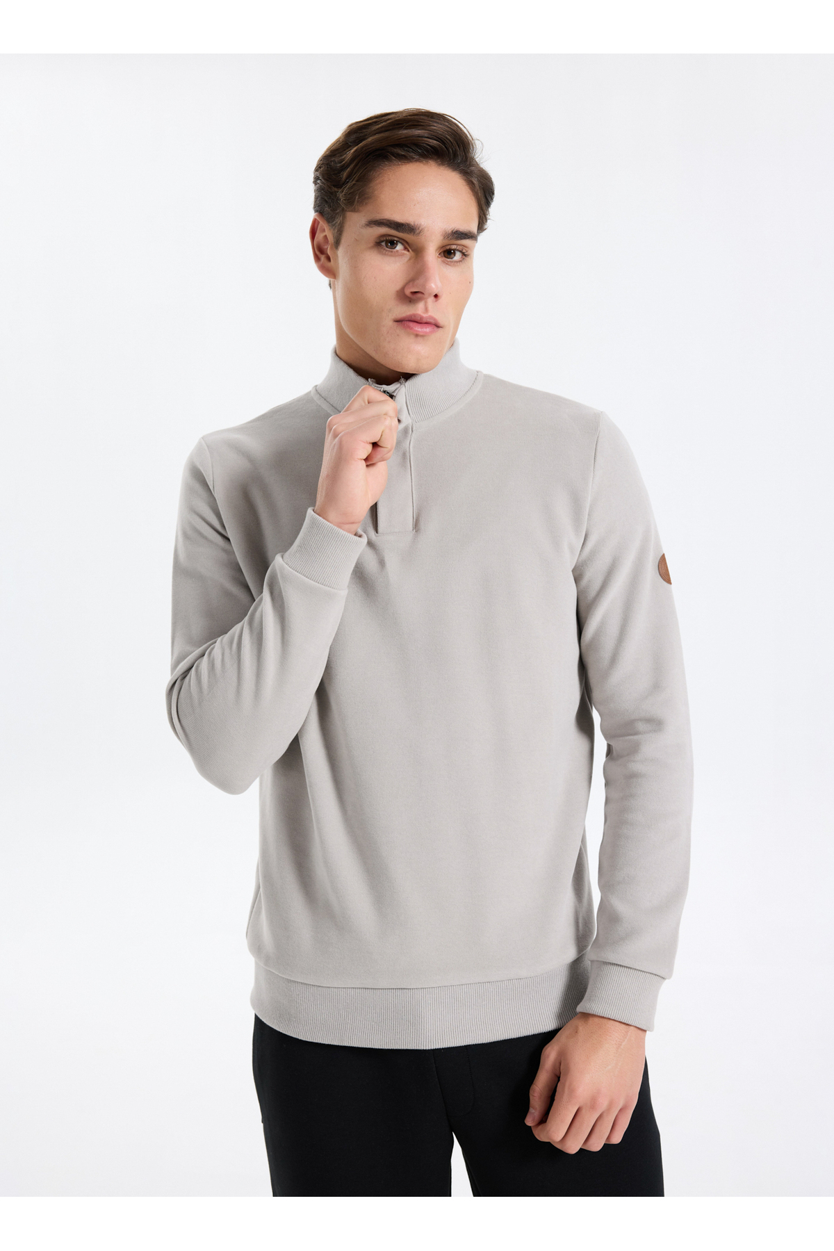 لی کوپر سویشرت مردانه یقه ایستاده بژ ۲۶۱ LCM 241068 LUKE BEIGE