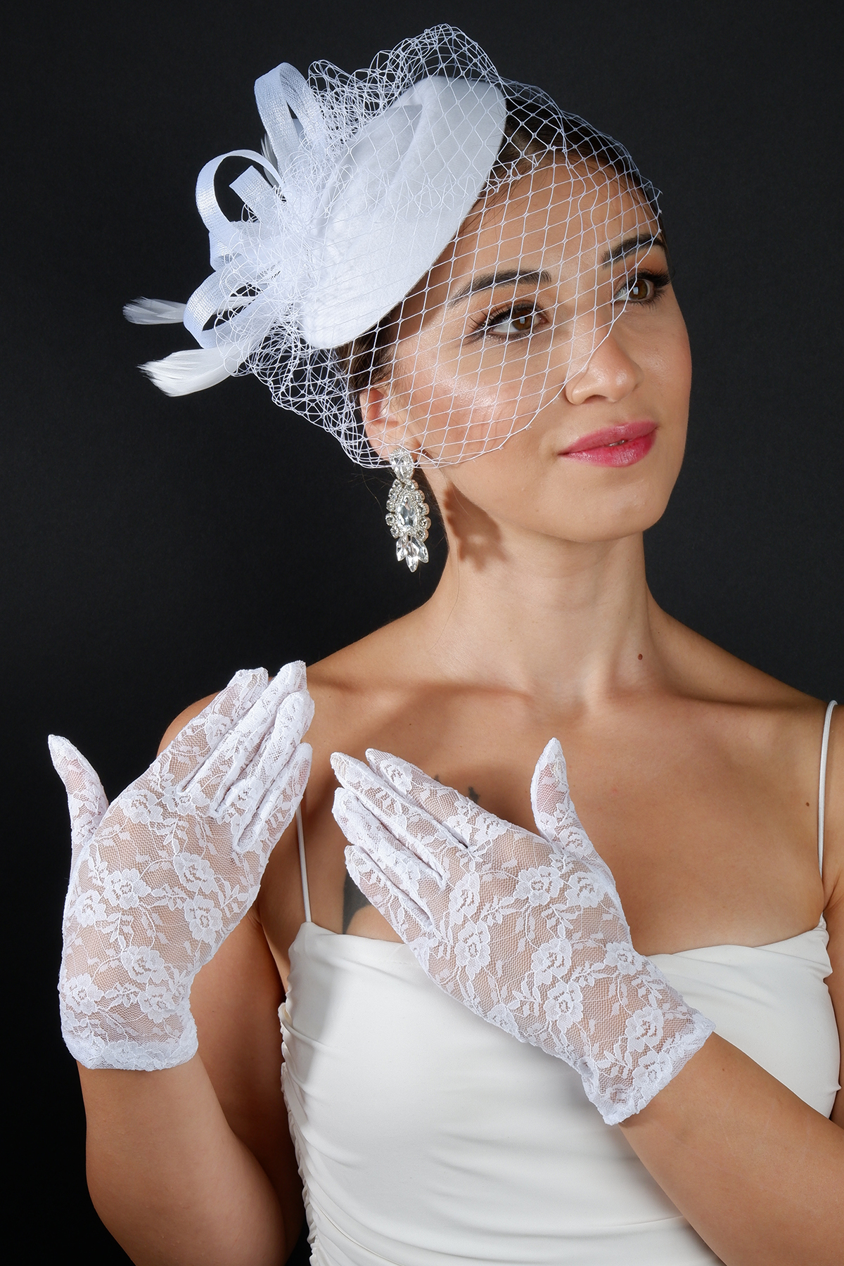 ESPEREST Beyaz File Detaylı Gelin Şıklığı Nikah Kep ve Kısa Stil Dantel Parmaklı Düğün Eldiven Seti görsel 4