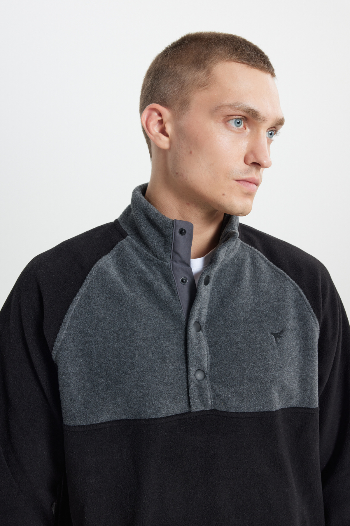 AC&Co / Altınyıldız Classics Siyah-açık Melanj Standart Fit Normal Kesim Dik Bato Yaka Desenli Polar Sweatshirt görsel 4
