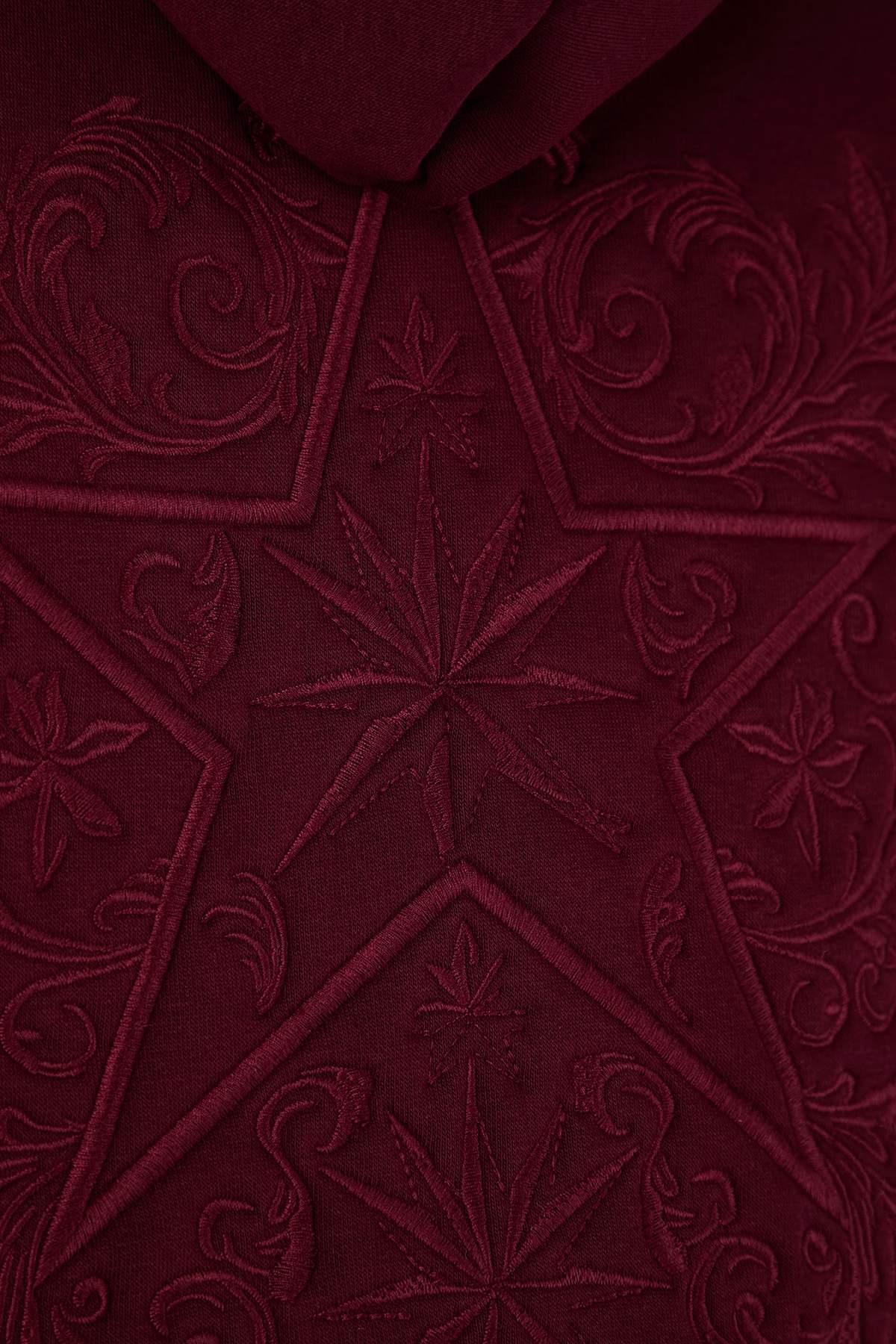 Trendyolmilla  Bordo Oversize/Geniş Kesim Sırtı Nakış Detaylı Kapüşonlu Sweatshirt TMNAW25SW00142 - Görsel 10