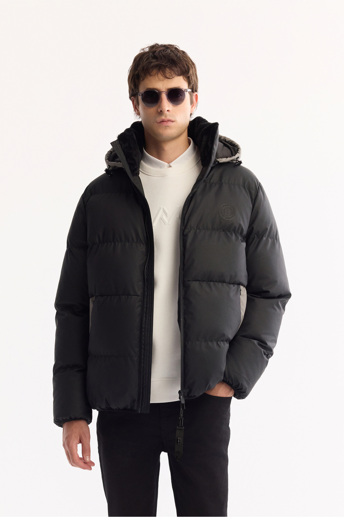 کاپشن آوا A52Y6150