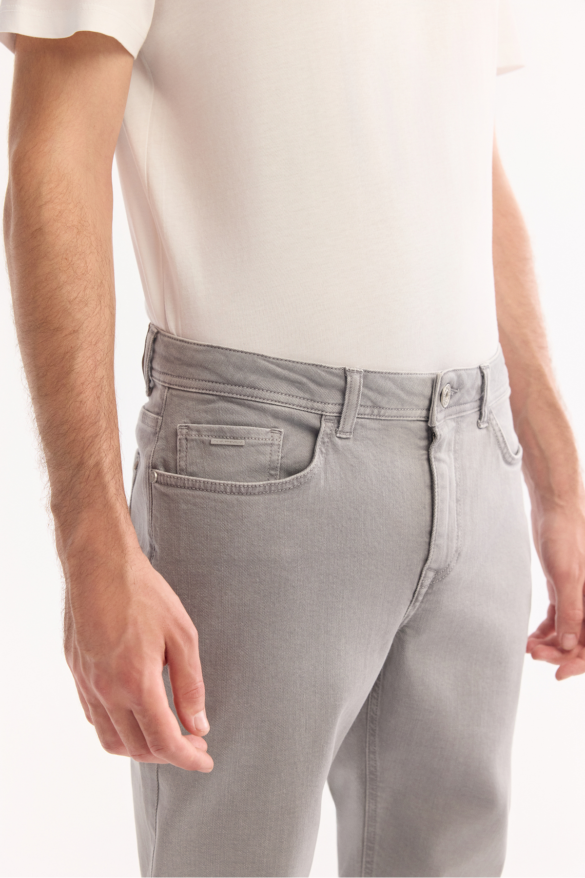 شلوار جین مردانه راسته فاق نرمال | آوا Avva A52Y3509 - تصویر 4