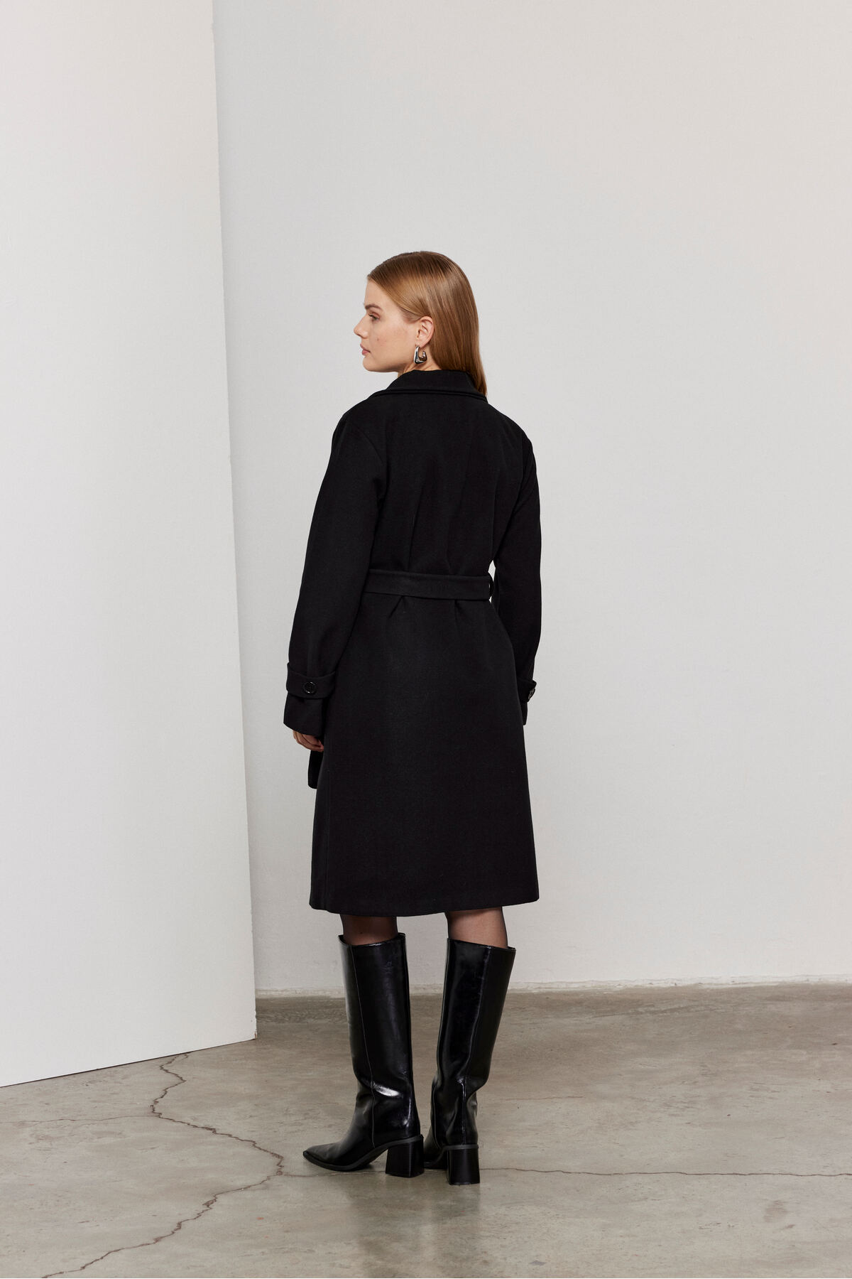 SevdeUgur  Kuşaklı Siyah Kaşe Kaban / Collection - Görsel 7