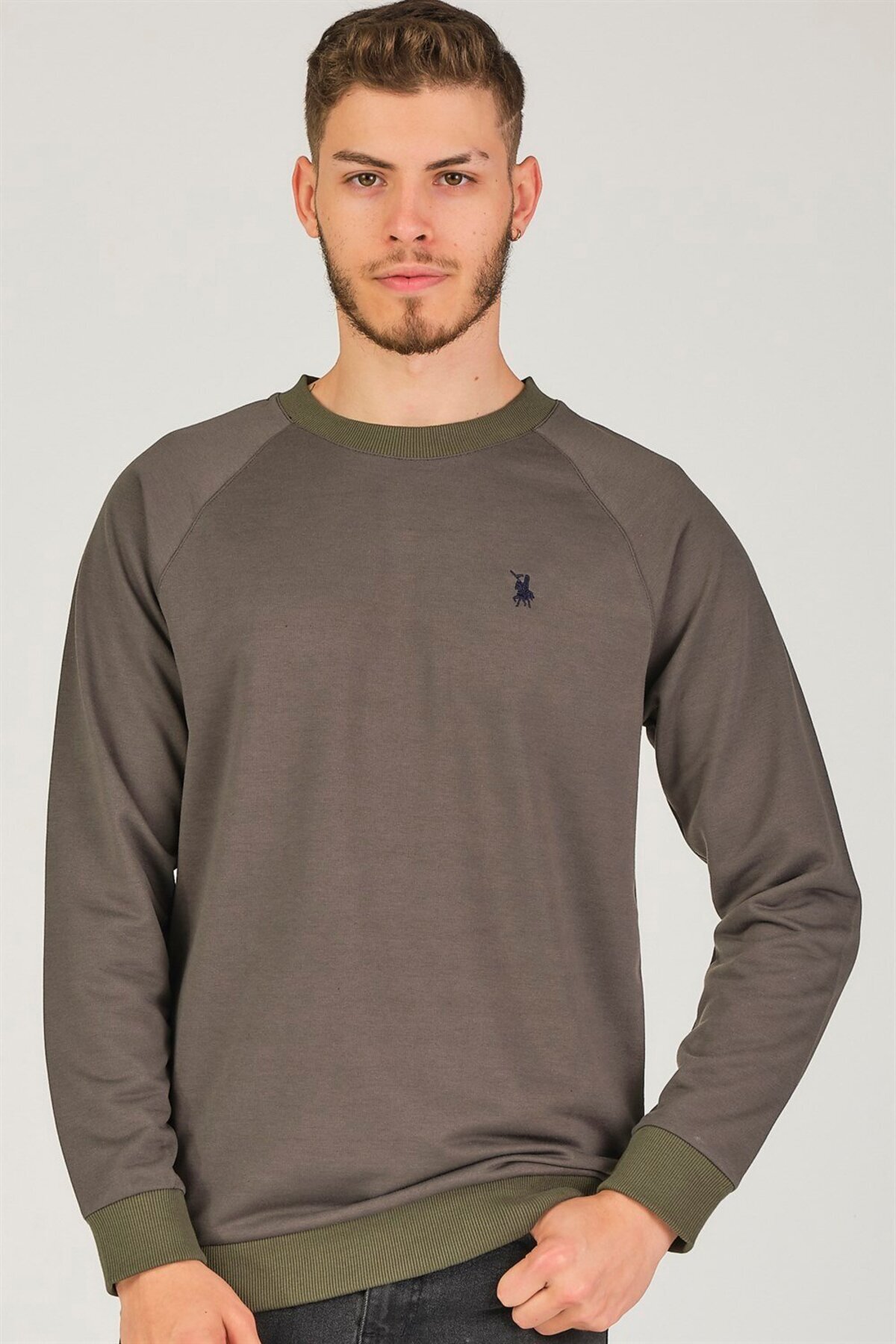 دوبری سویشرت مردانه آستین رگلان V4003 - خاکی