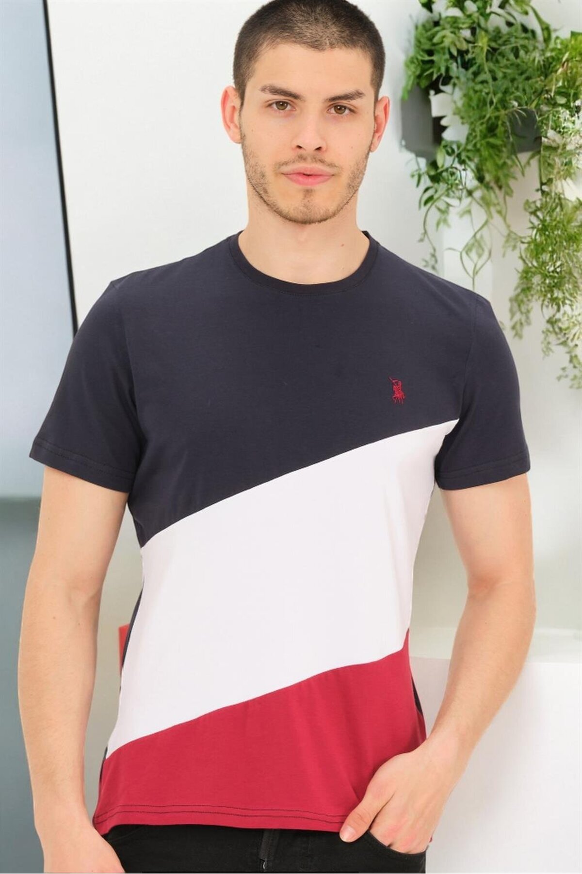 دوبری تی‌شرت مردانه دی‌بری مدل T8590 - سرمه‌ای ساده