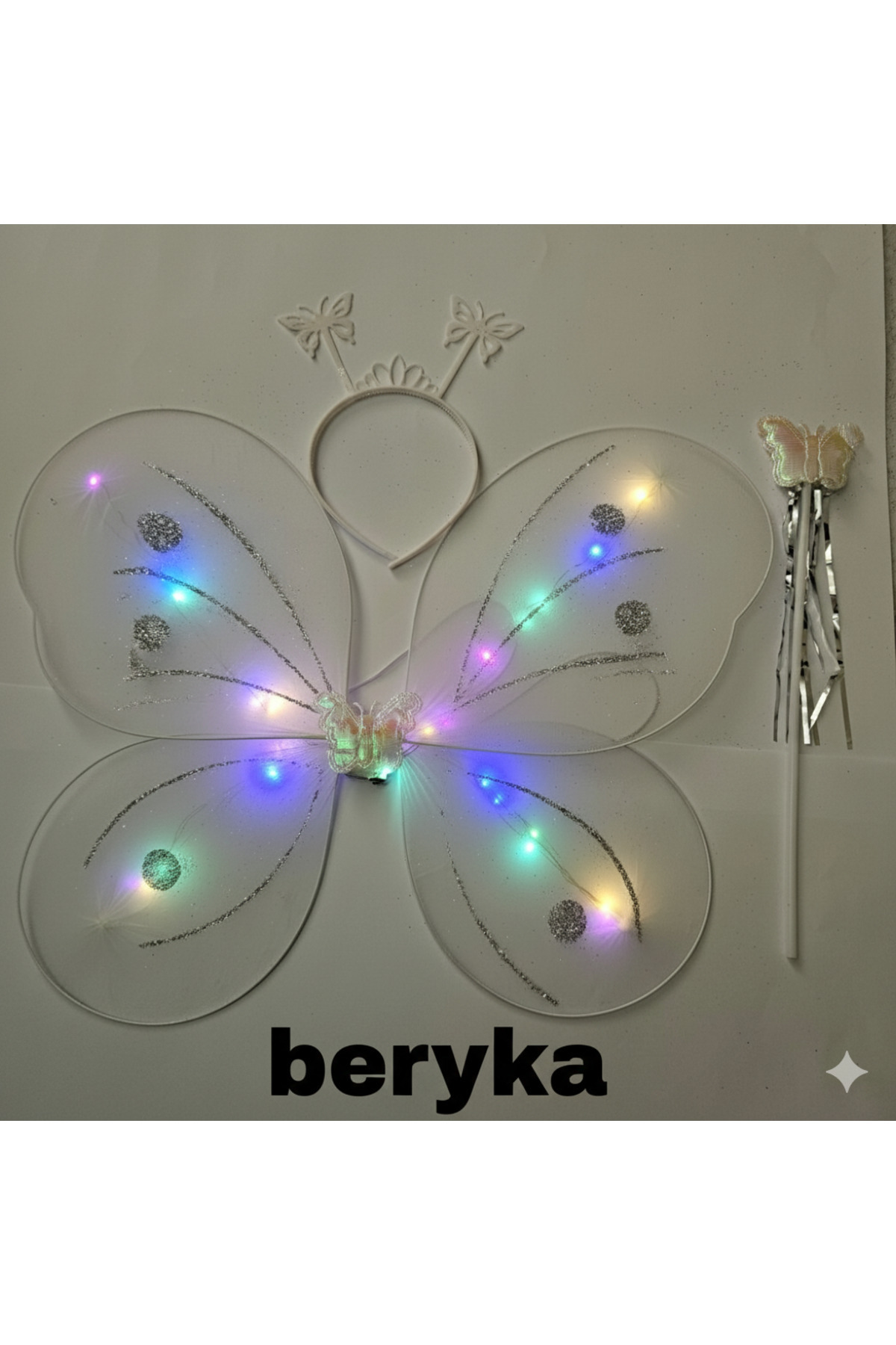 Beryka Beyaz LED Işıklı Kelebek Kanat Seti - Taç ve Değnekli - 2-10 Yaş Kız Çocuk Kostümü