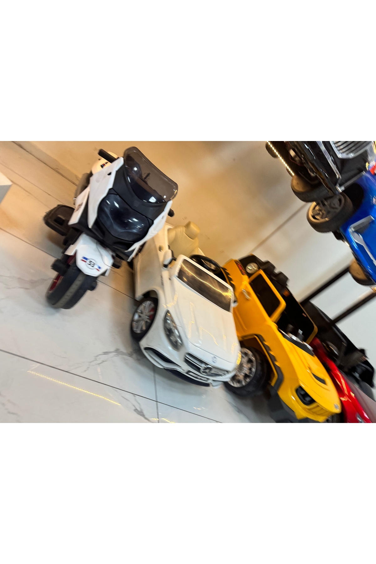 oyuncaksepeti Mercedes Gtr 12 Volt Akülü Araba