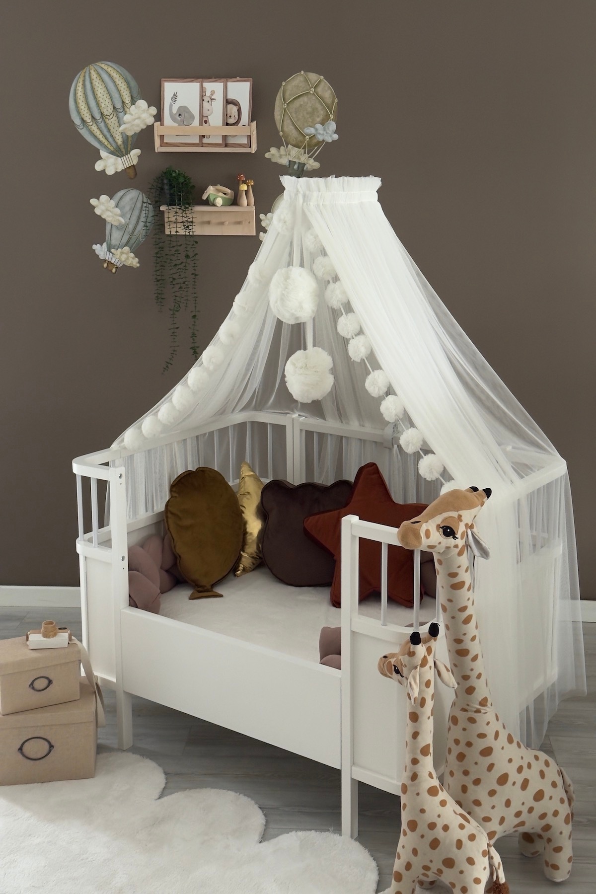 Miniden Beyaz Aparatlı Beşik Cibinliği fotoğrafı 5 (önizleme)