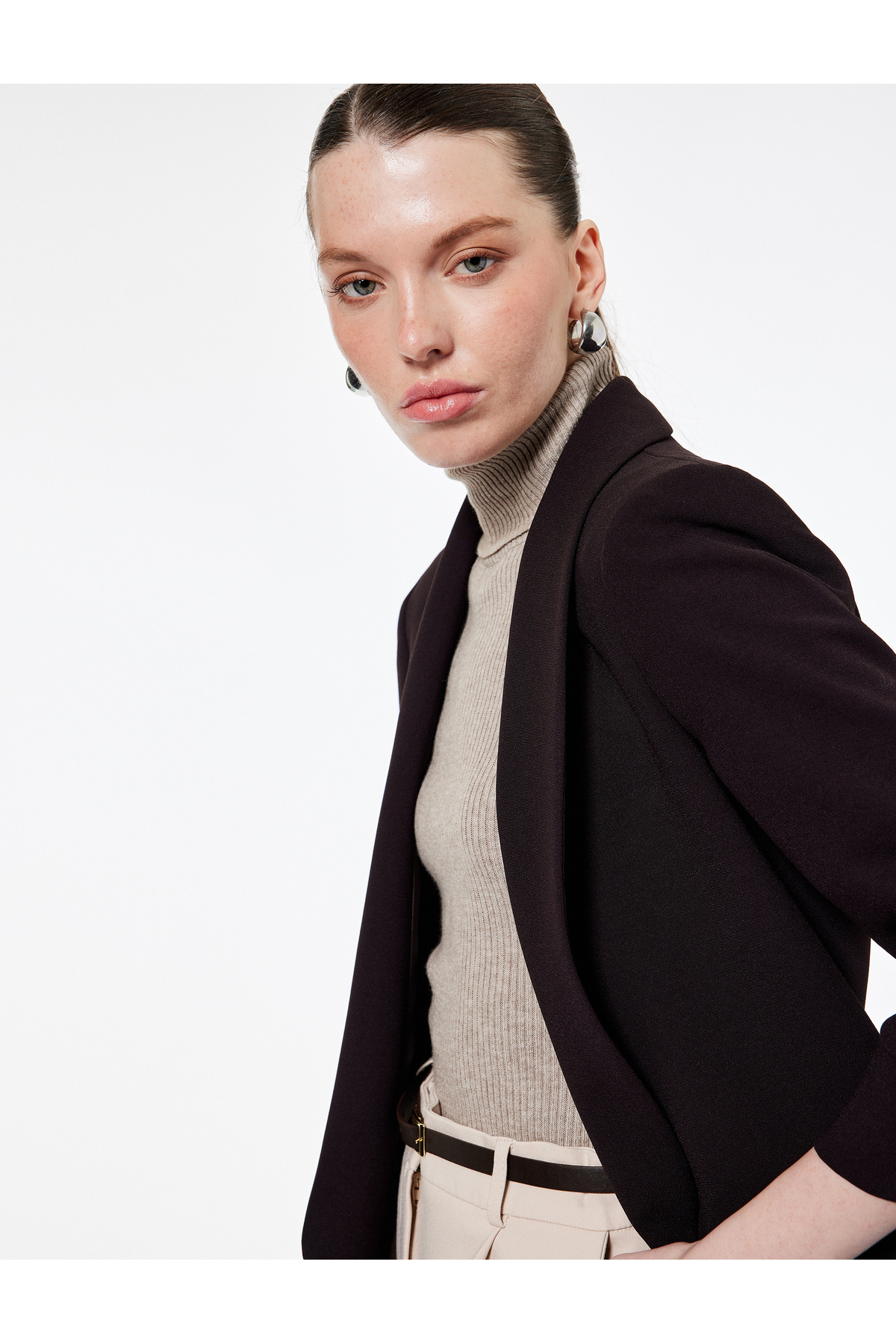 Koton  3/4 Kollu Düğmeli Cep Detaylı Kruvaze Yaka Blazer Ceket