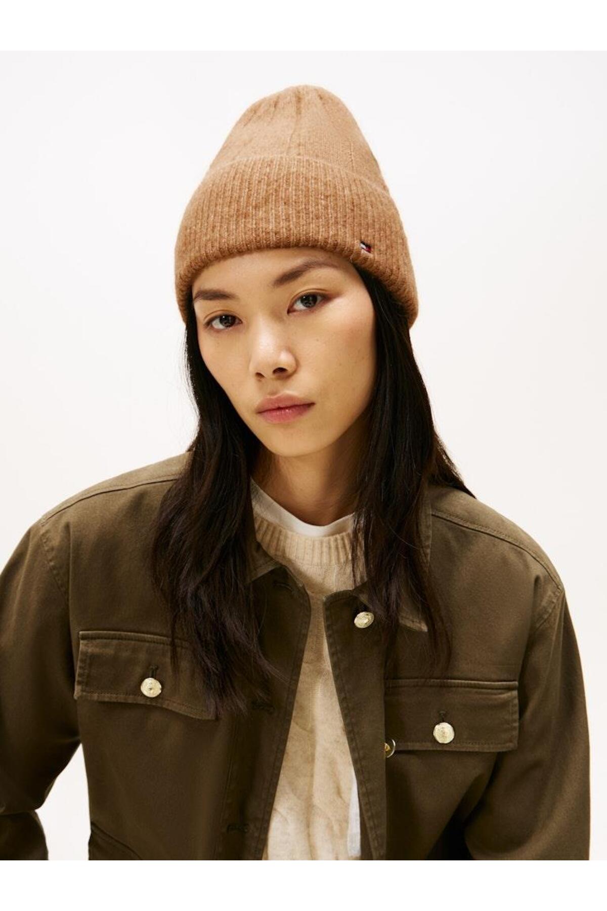 Tommy Hilfiger TH FLAG FLUFFY BEANIE görsel 4