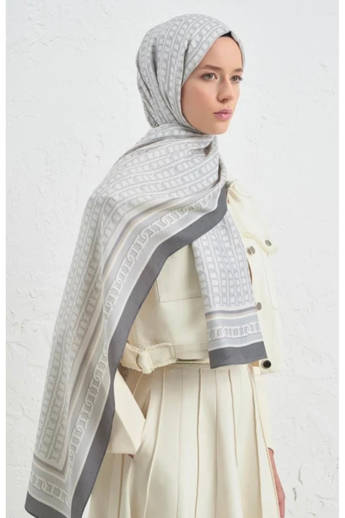 Armine İpek Tansel Monogram Şal Gri