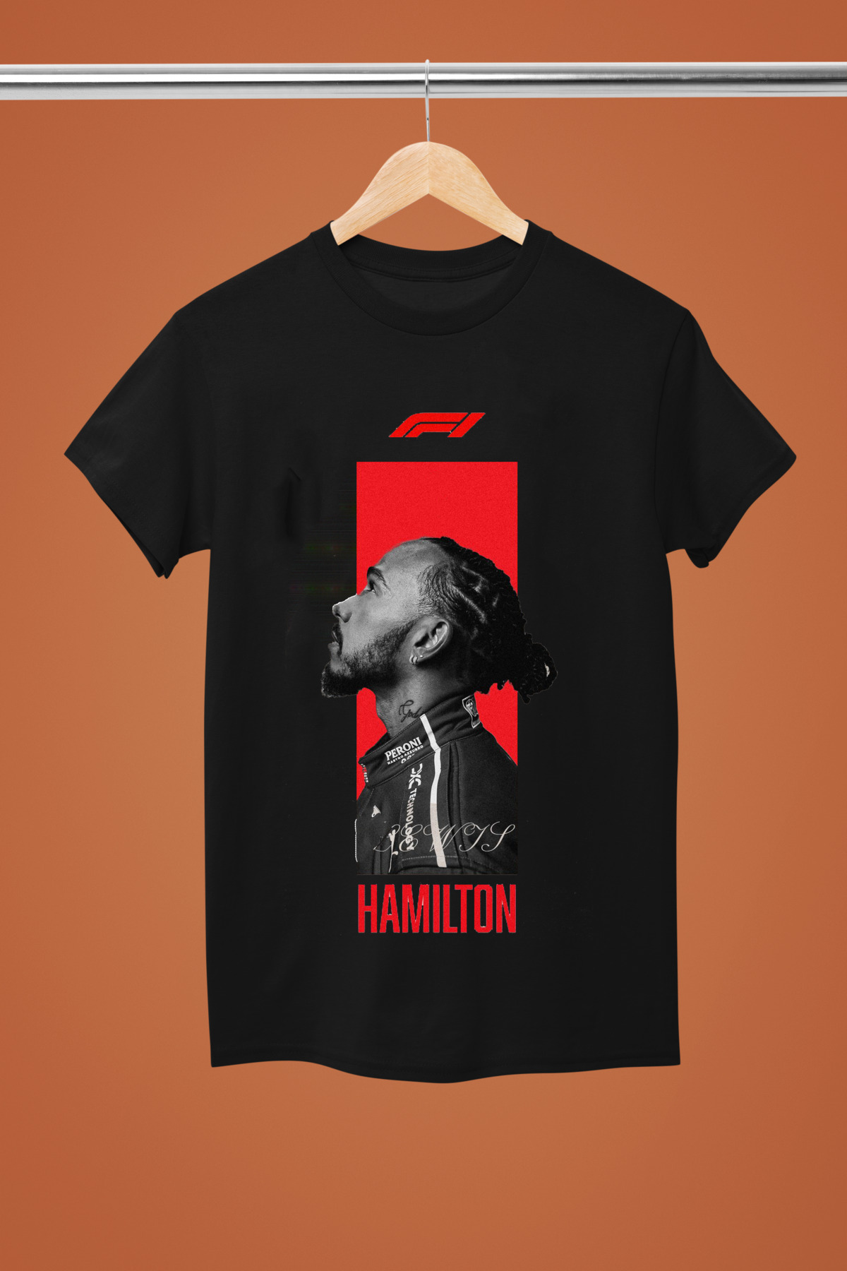 تيشيرت F1 من القطن المطبوع بأكمام قصيرة من LEWIS HAMILTON