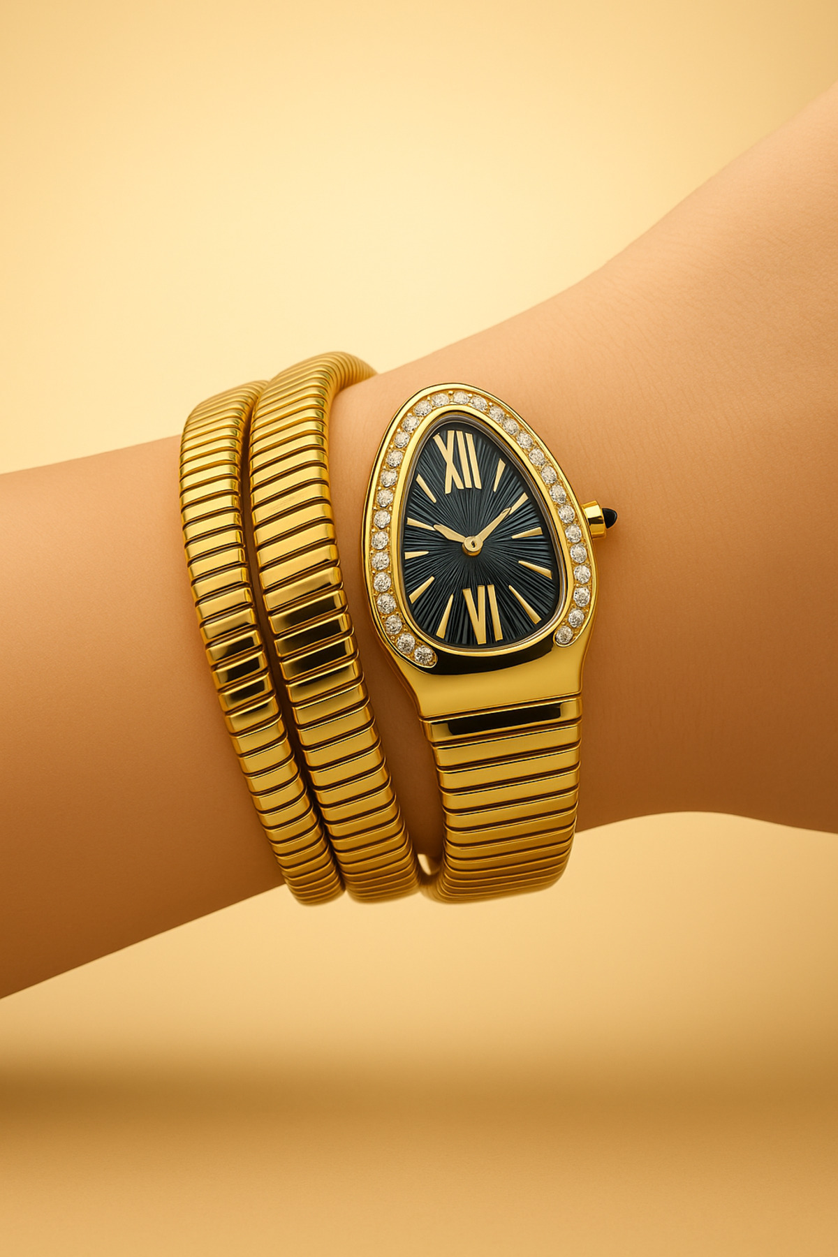 Women's Snake Model Wrist Watch (Compatible with Every Wristband, No Shortening Concerns! )