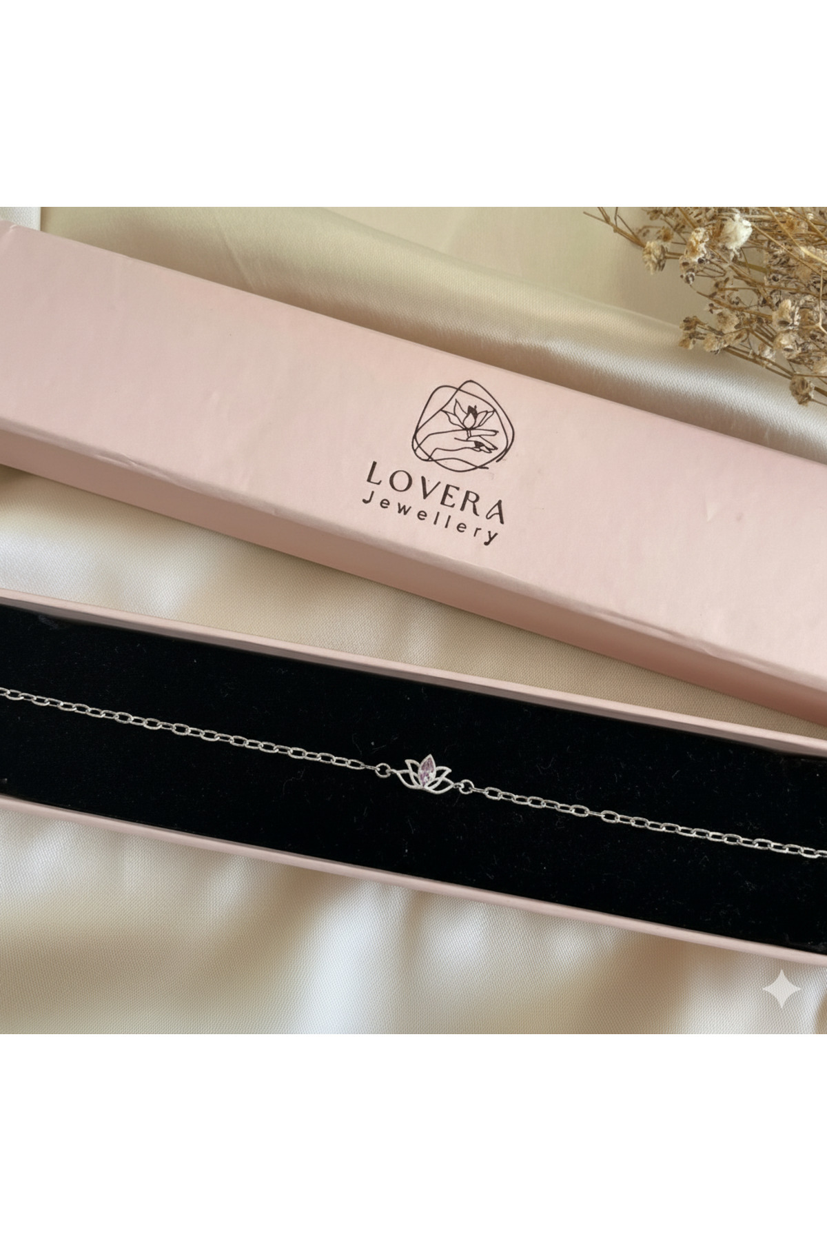Lovera Jewellery 925 Ayar Gümüş Pembe Taşlı Lotus Çiçeği Bileklik – Kadın Zarif Minimal Şık Hediyelik Takı