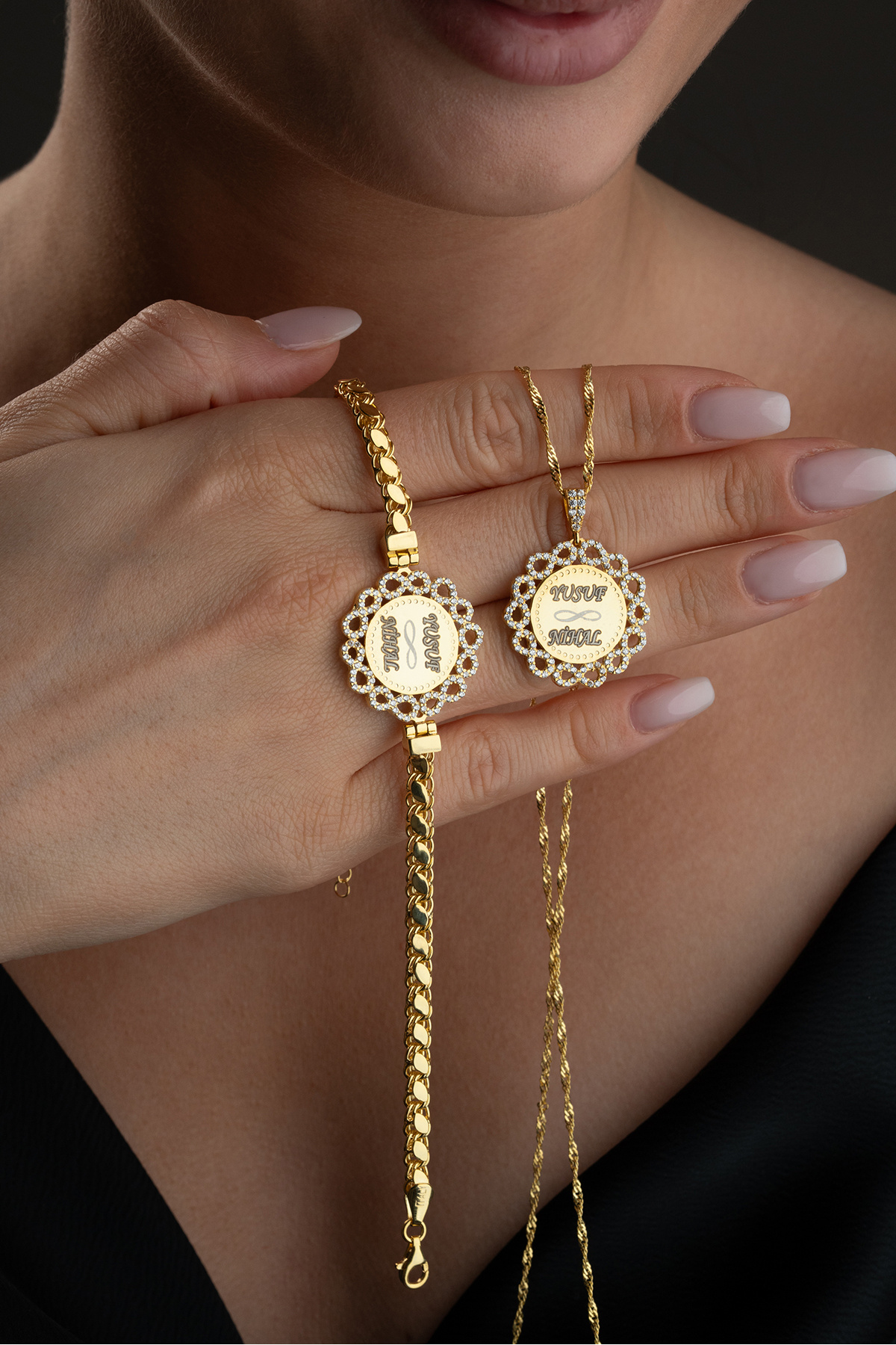 Silvano Jewelry 925 Ayar Altın Kaplama Gümüş Pullu Sonsuzluklu İsim Yazılabilen Kolye Bilekil Set