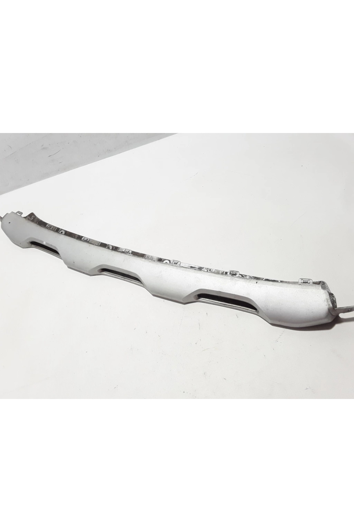 MAHER Renault Symbol 2013-2016 Panjur Kromu Oem No (620724436R)