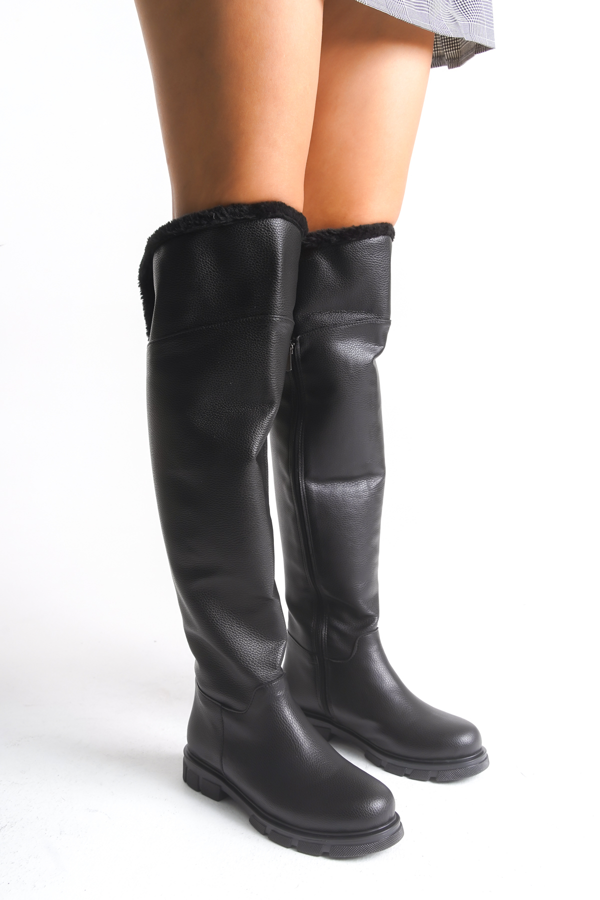 Ayakkabı Delisiyim  Siyah Deri Binici Diz Üstü Kürklü Kaymaz Taban Fermuarlı Kety Kadın Çizme - Görsel 5