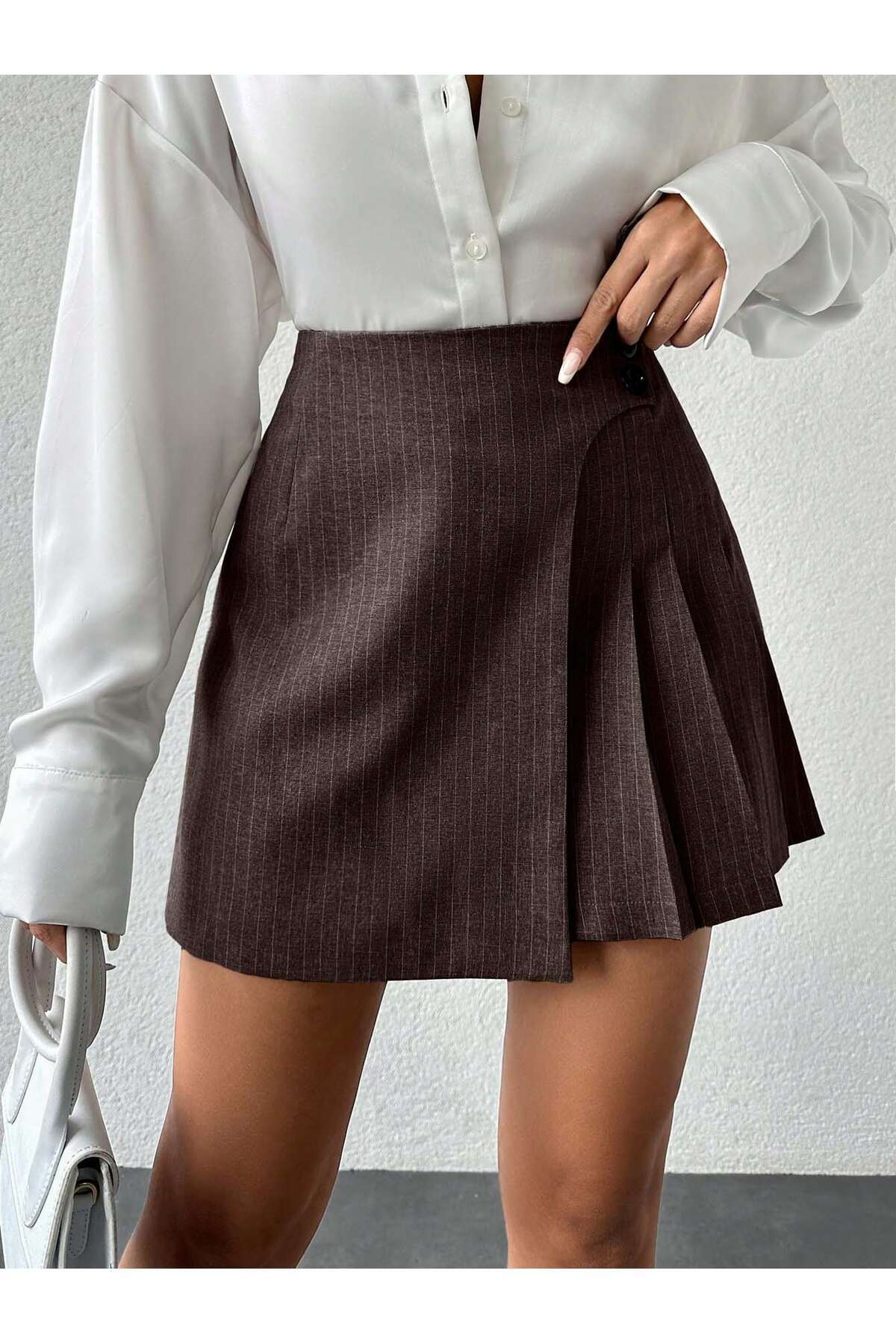 Purpleclo  İki Düğmeli Pileli Mini Etek - Görsel 3