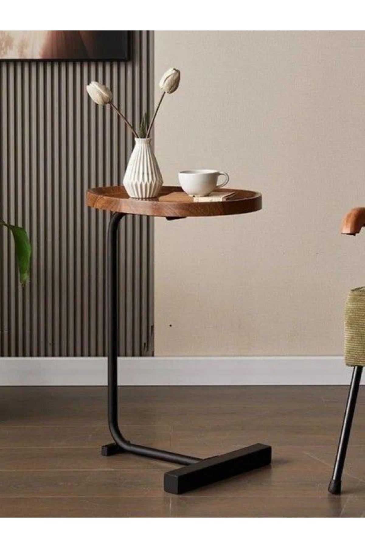 طاولة جانبية بسطح خشبي - تودو