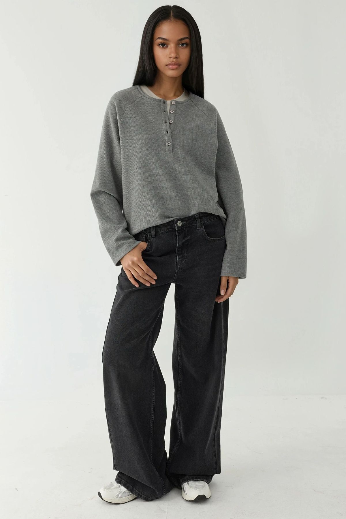 Hiccup  Rahat Desenli Yarım Patlı Düğmeli Basic Uzun Kollu Tişört - Görsel 5