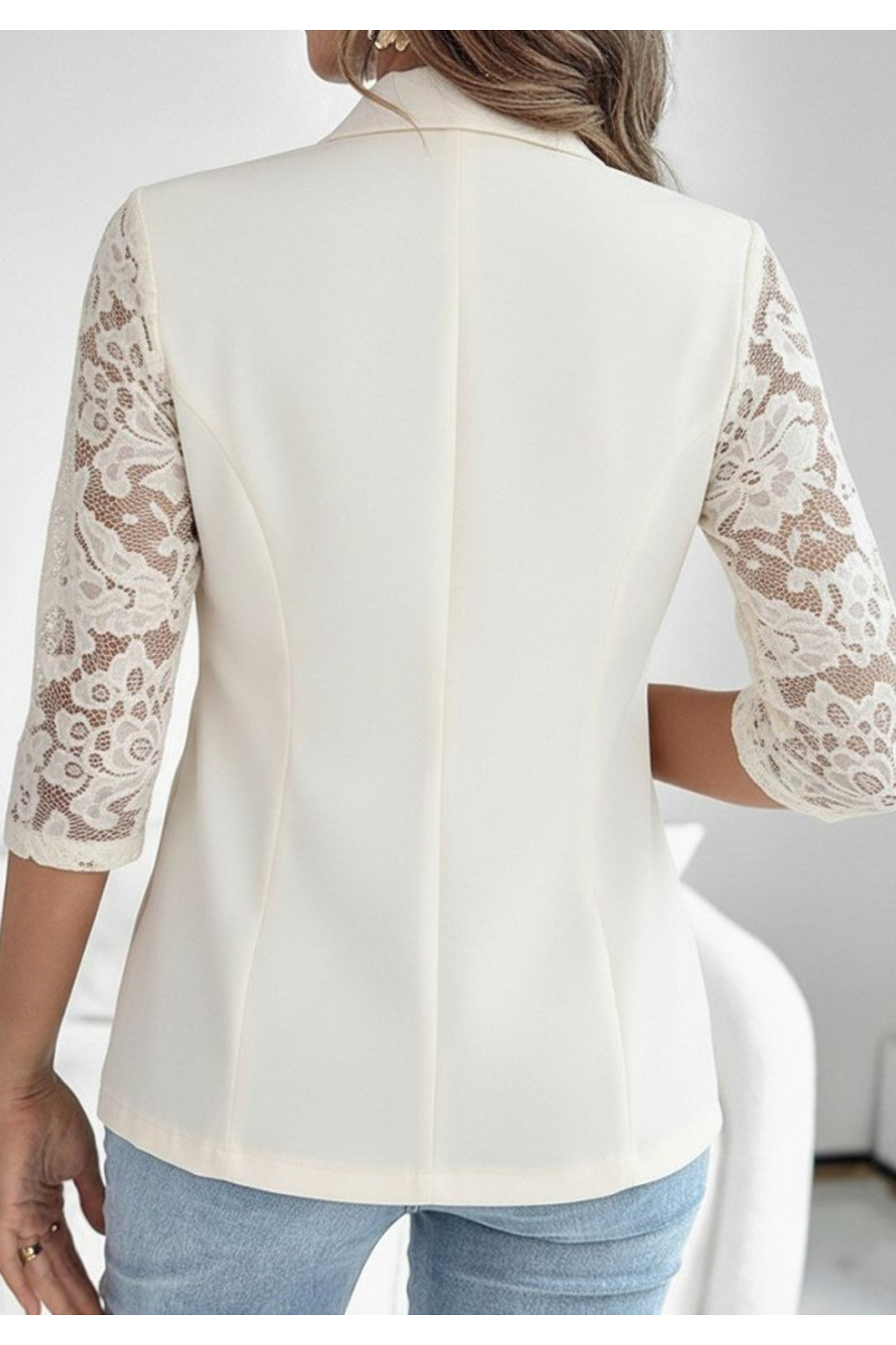 Little Visqon  Atlas Kumaş Dantel Detaylı Truvakar Kol Blazer Ceket - Görsel 3