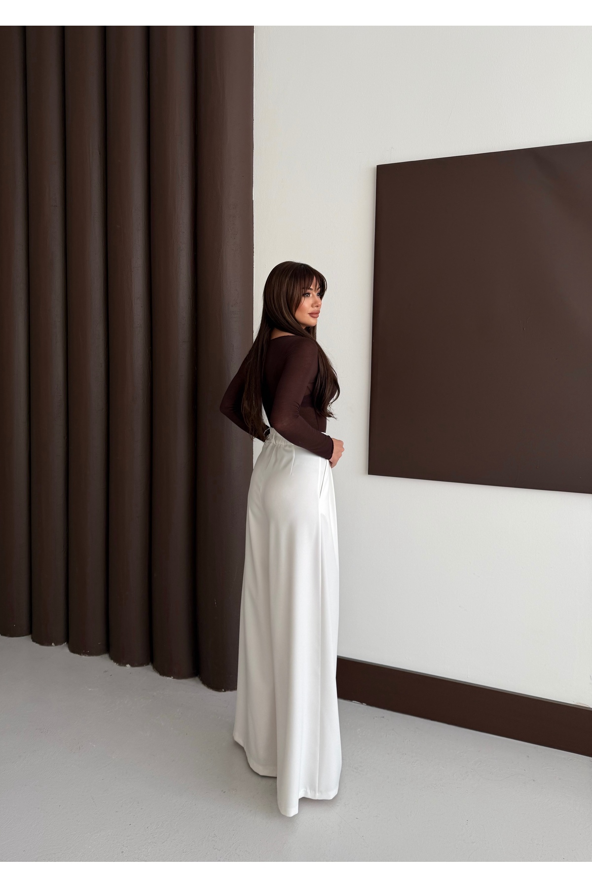 Nadrina  Bol Paça Çift Pileli Palazzo Pantolon - Görsel 2