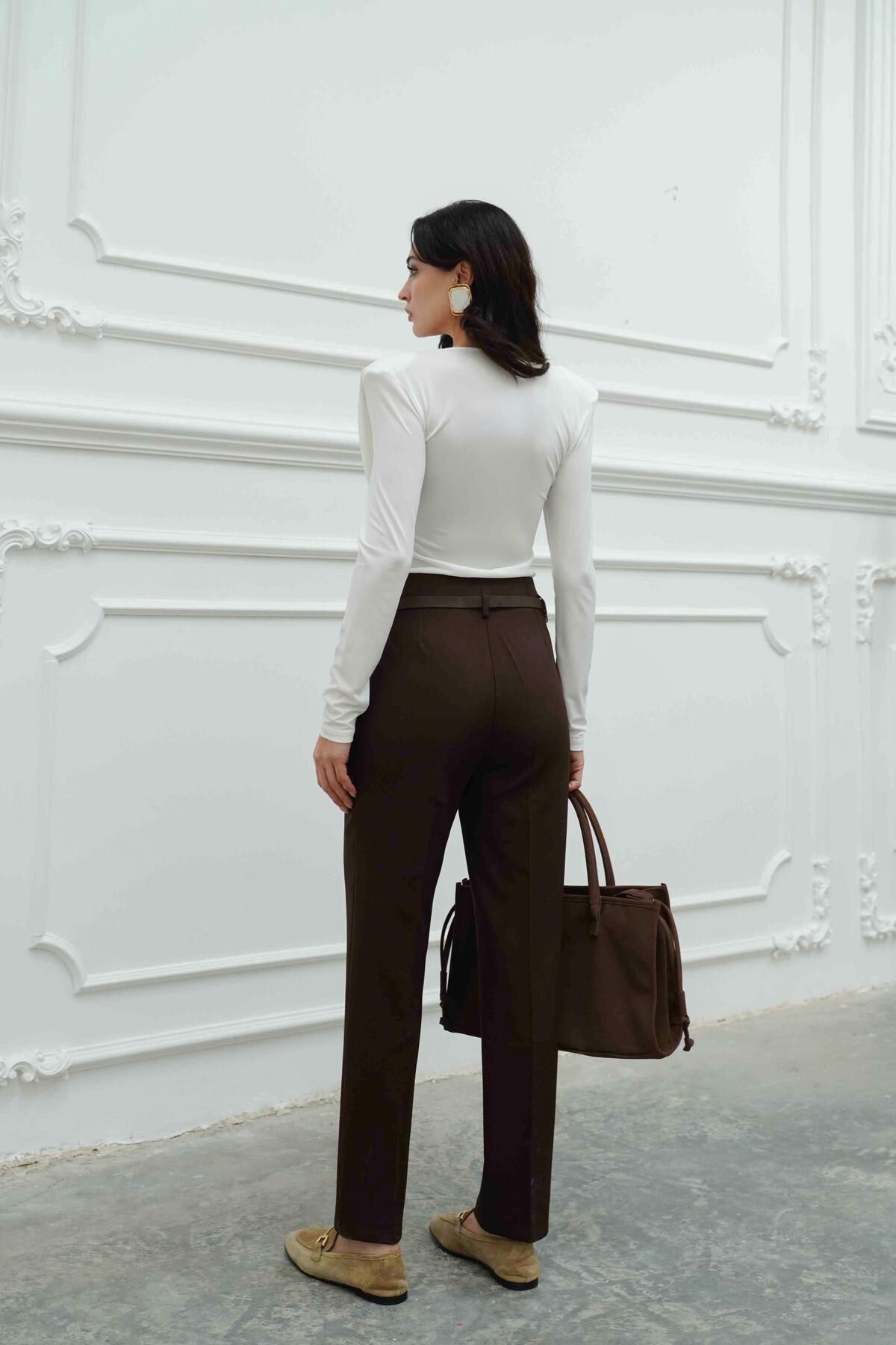 Serica Moda  Kahve Yüksek Bel Kemerli Havuç Pantolon - Görsel 5