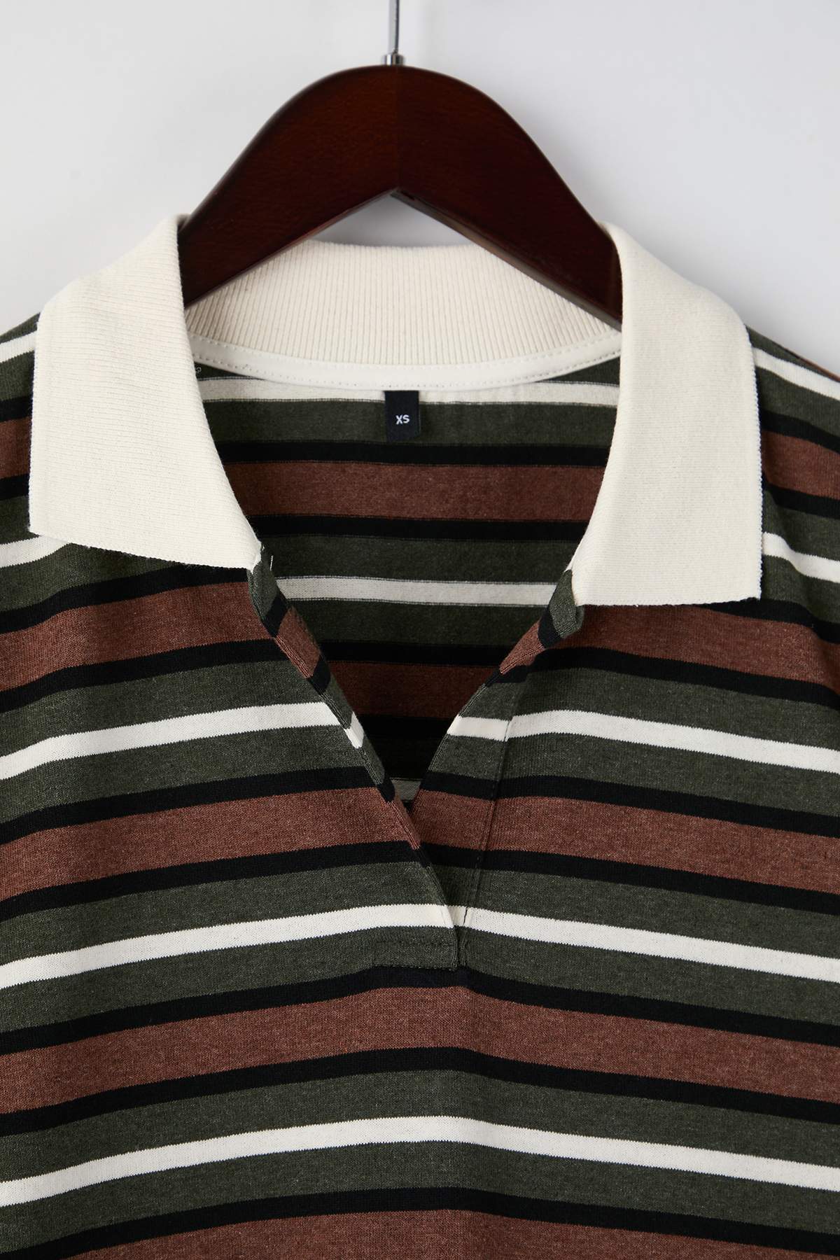 Trendyolmilla  Haki Çizgili Polo Yaka Oversize/Geniş Kalıp Örme T-Shirt TWOAW26TS00020 - Görsel 6