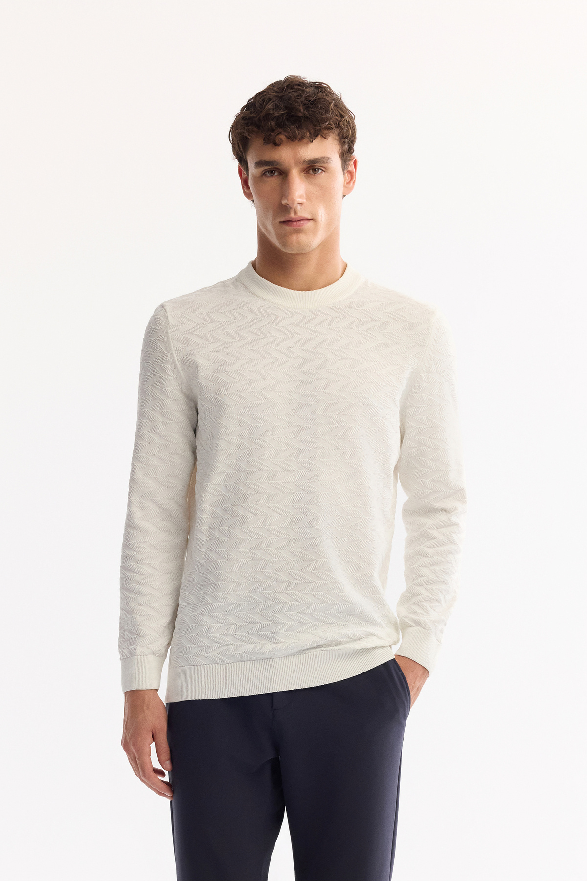 آوا ژاکت بافتنی مردانه یقه گرد Ecru مدل Regular Fit A52Y5086