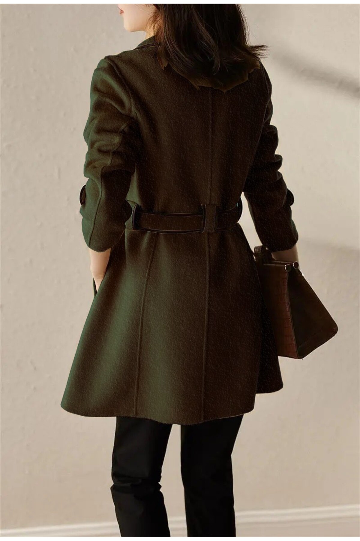 Toridas  Rahat Kaşe Kadın Şık Yaka Kaban ve Kemer - Görsel 4