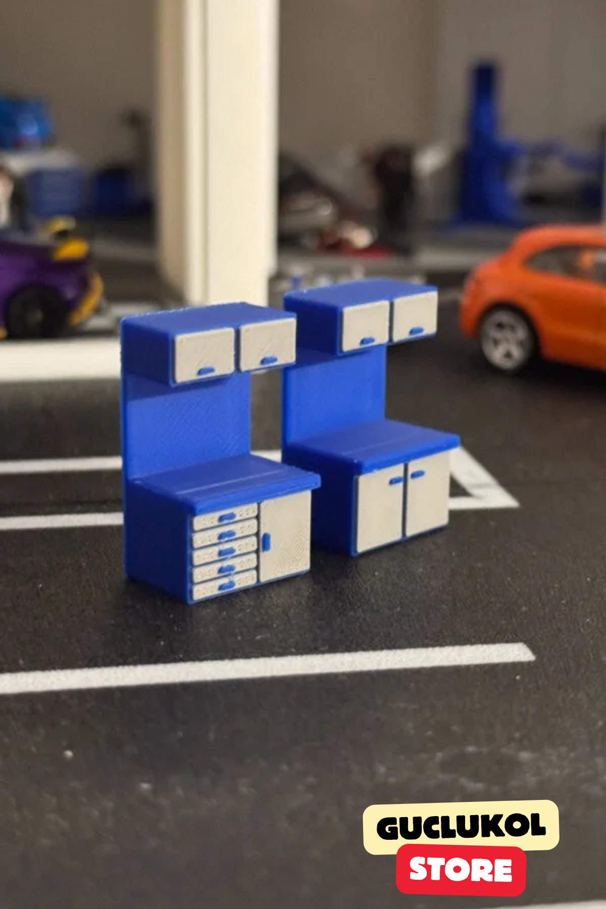 GÜÇLÜKOL 1/64 Ölçekli Mavi Gri Renk Mini Garage Dolap ve Çalışma Tezgahı Seti