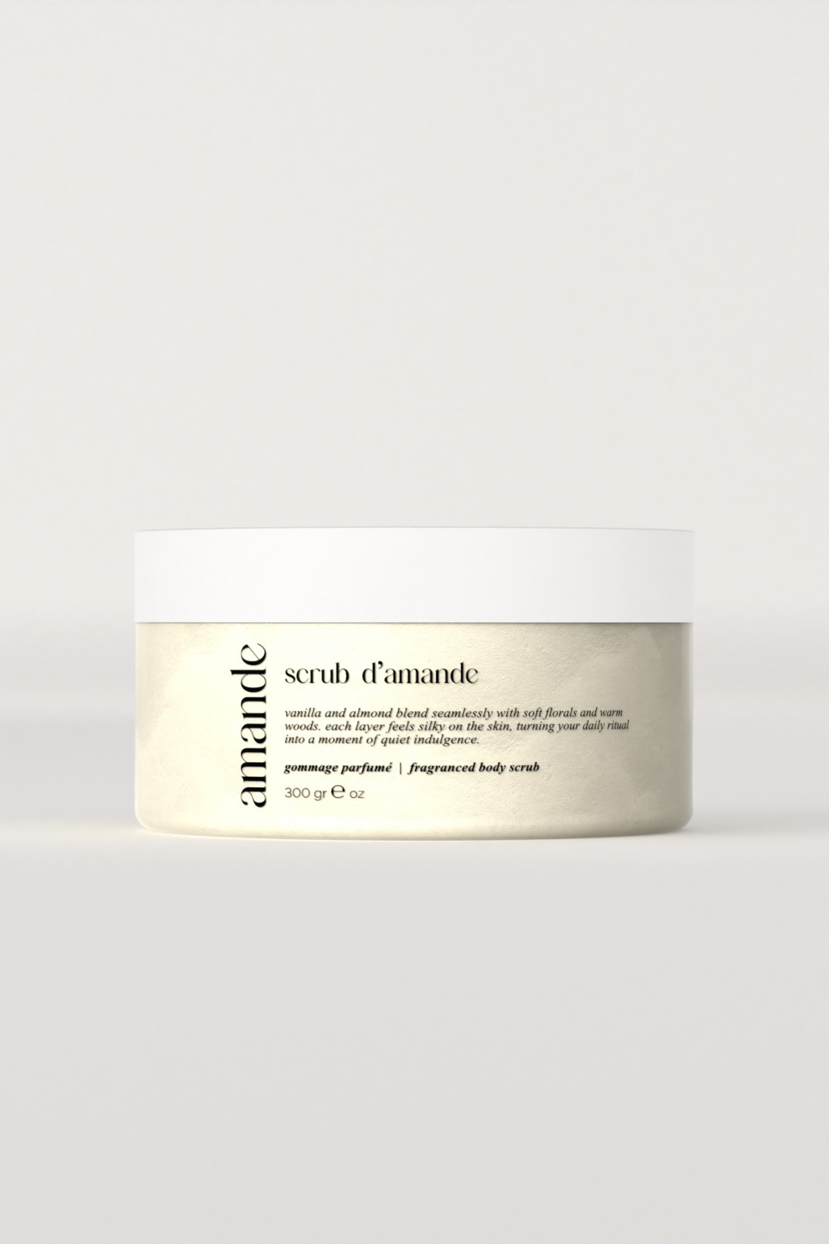 Amande Vanilya ve Badem Aromalı Vücut Peelingi 300 ml I Nemlendirici Ve Arındırıcı