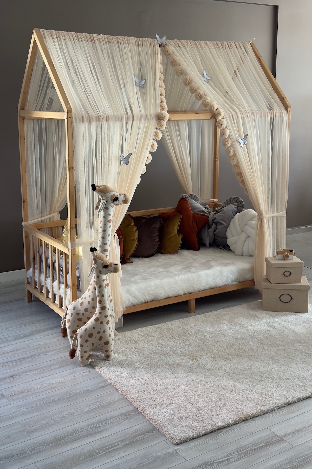 Miniden Bal Köpüğü Çift Perdeli Montessori Yatak Cibinliği Montessori Cibinlik