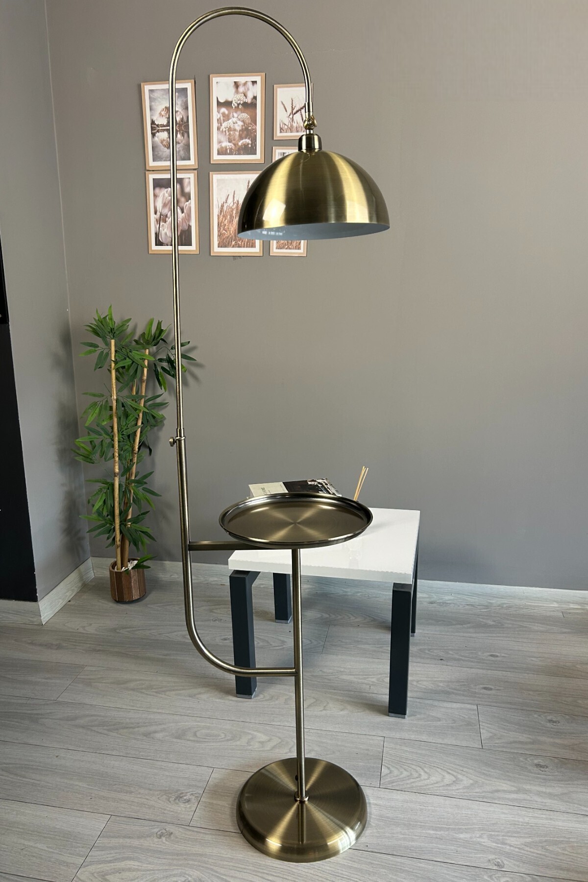 Bamyum Eskitme lambader Hareketli Başlık Sehpalı Modern Dekoratif Metal Oturma Odası Çalışma Odası