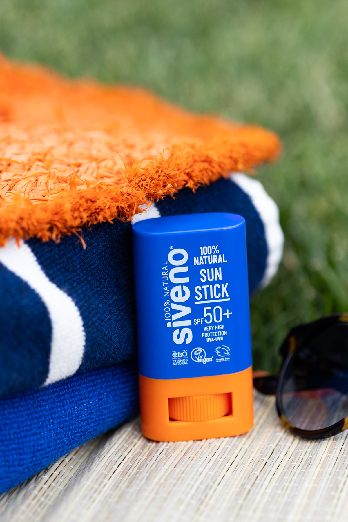 Siveno %100 Doğal Stick Güneş Koruyucu Mineral Filtreli Renkli Ton Eşitleyici Hassas SPF50+ UVA UVB 15 gr fotoğrafı 2 (önizleme)