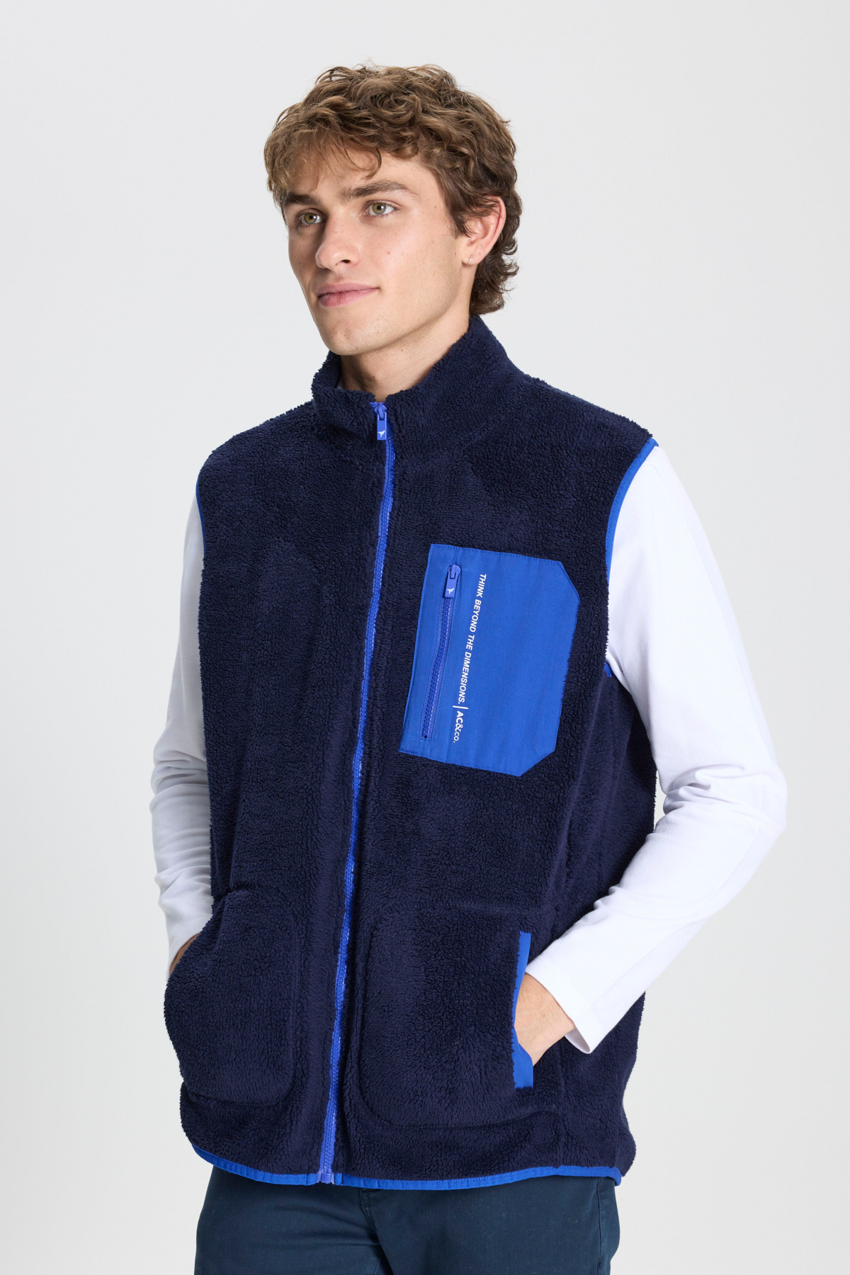 AC&Co / Altınyıldız Classics Lacivert Standart Fit Normal Kesim Dik Yaka Sherpa Polar Yelek görsel 2