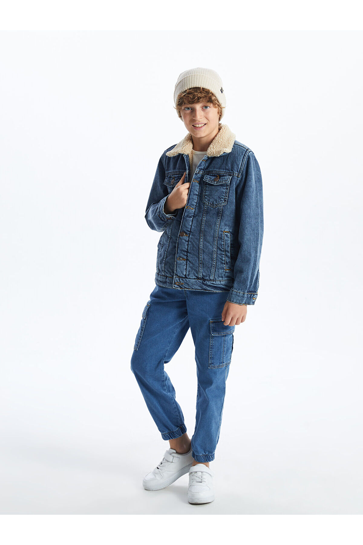 LC Waikiki Erkek Çocuk Jean Ceket fotoğrafı 4 (önizleme)