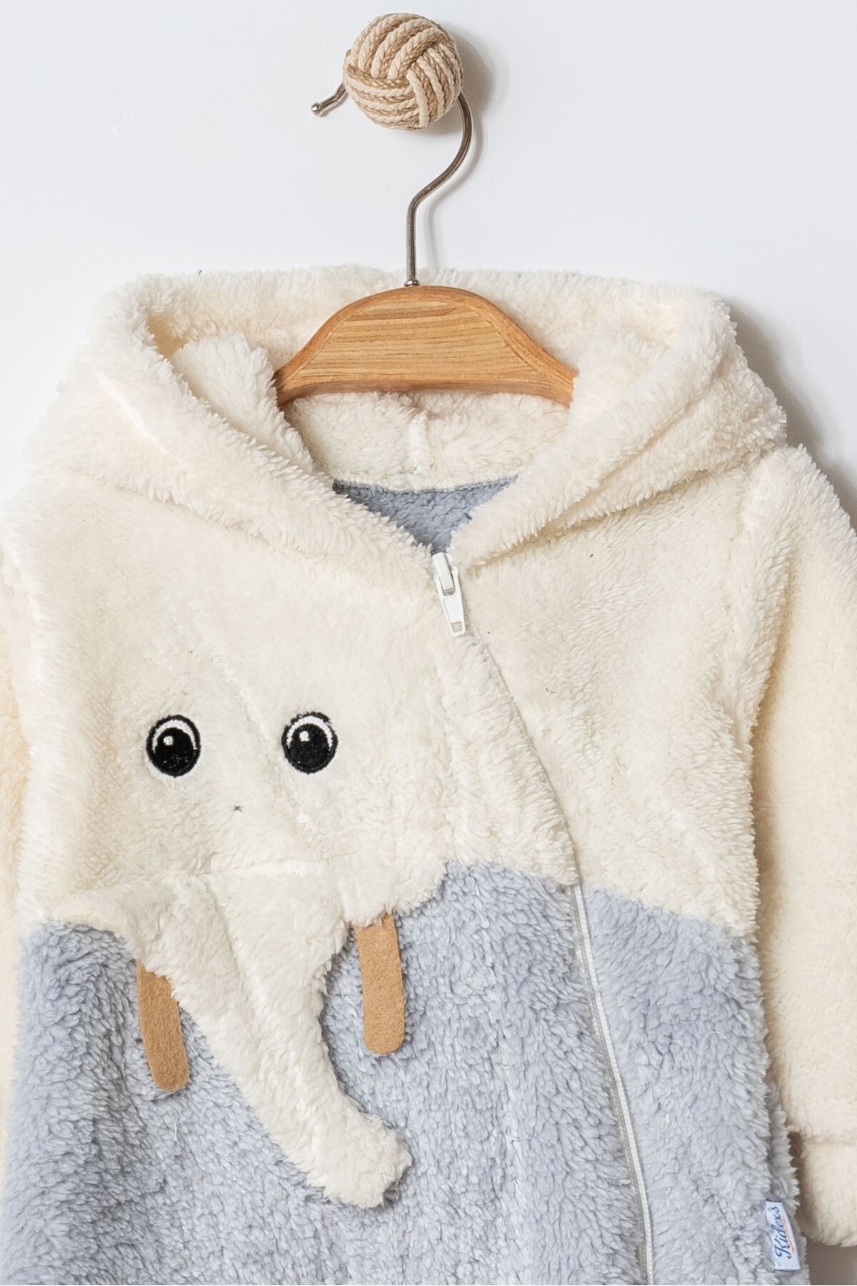 Chicsy Baby Unisex Bebek Fil Desenli Kapüşonlu Peluş Tulum fotoğrafı 4 (önizleme)