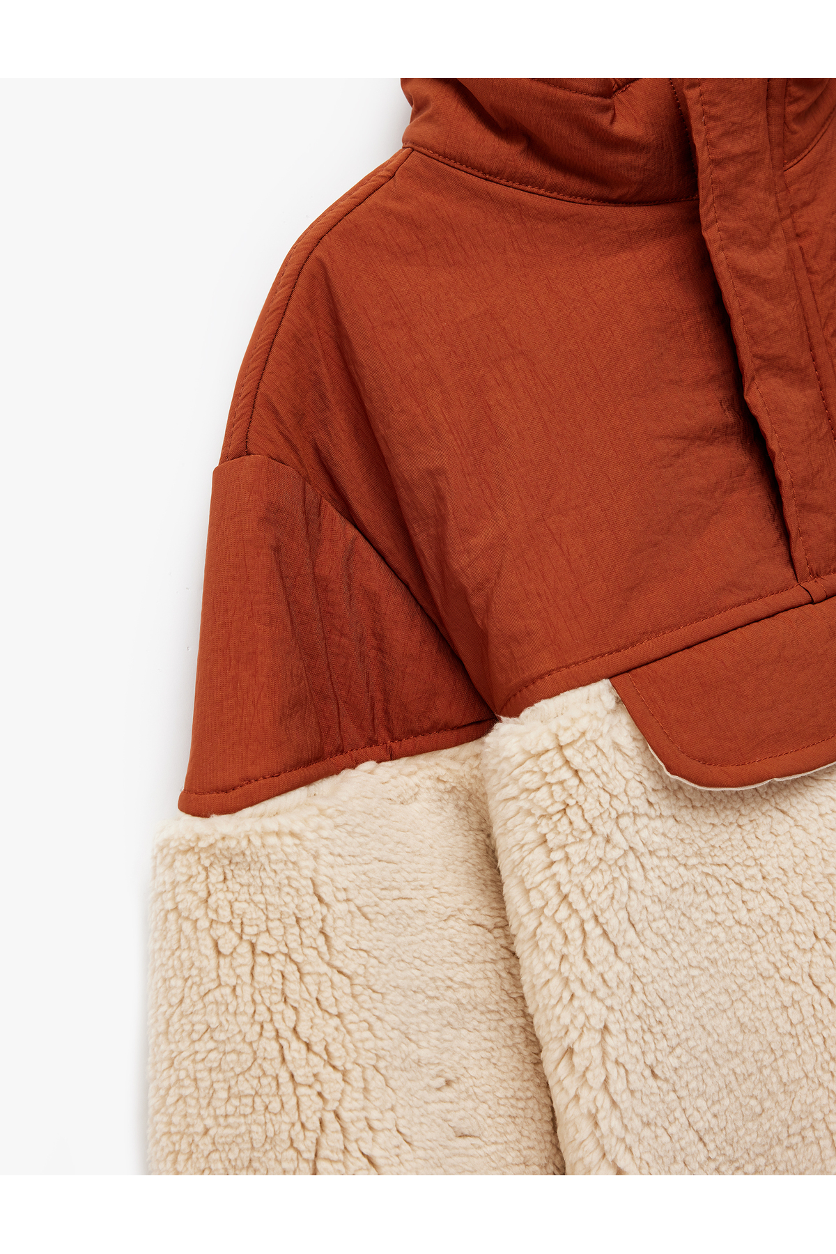 Koton Dik Yaka Kumaş Detaylı Uzun Kollu Kanguru Peluş Mont fotoğrafı 3 (önizleme)