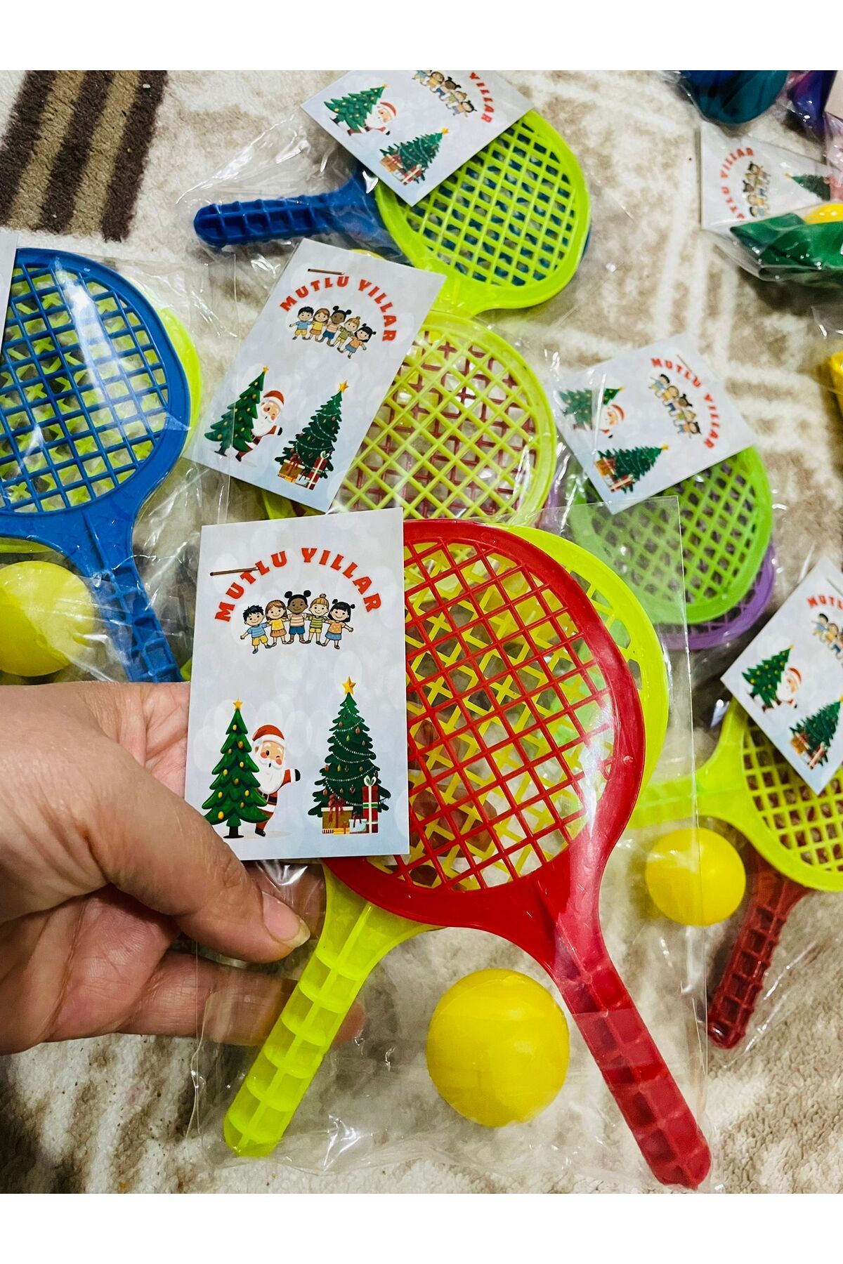 GÜLAKSESUAR 10 adet oyuncak tenis raketi mutlu yıllar kartlı
