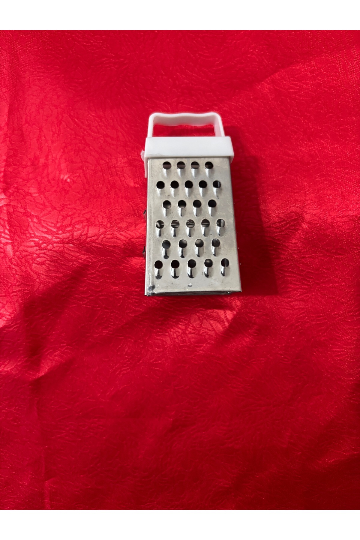 HANK TİCARET Mini Rende Sarımsak Rendesi Minik Mıknatıslı 7 cm