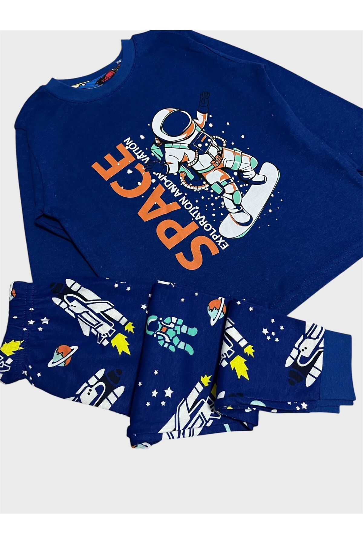 elmas kids Erkek Çocuk %100 Pamuklu Saks Mavisi Astronot Desenli Uzun Kollu Pijama Takımı fotoğrafı 2 (önizleme)